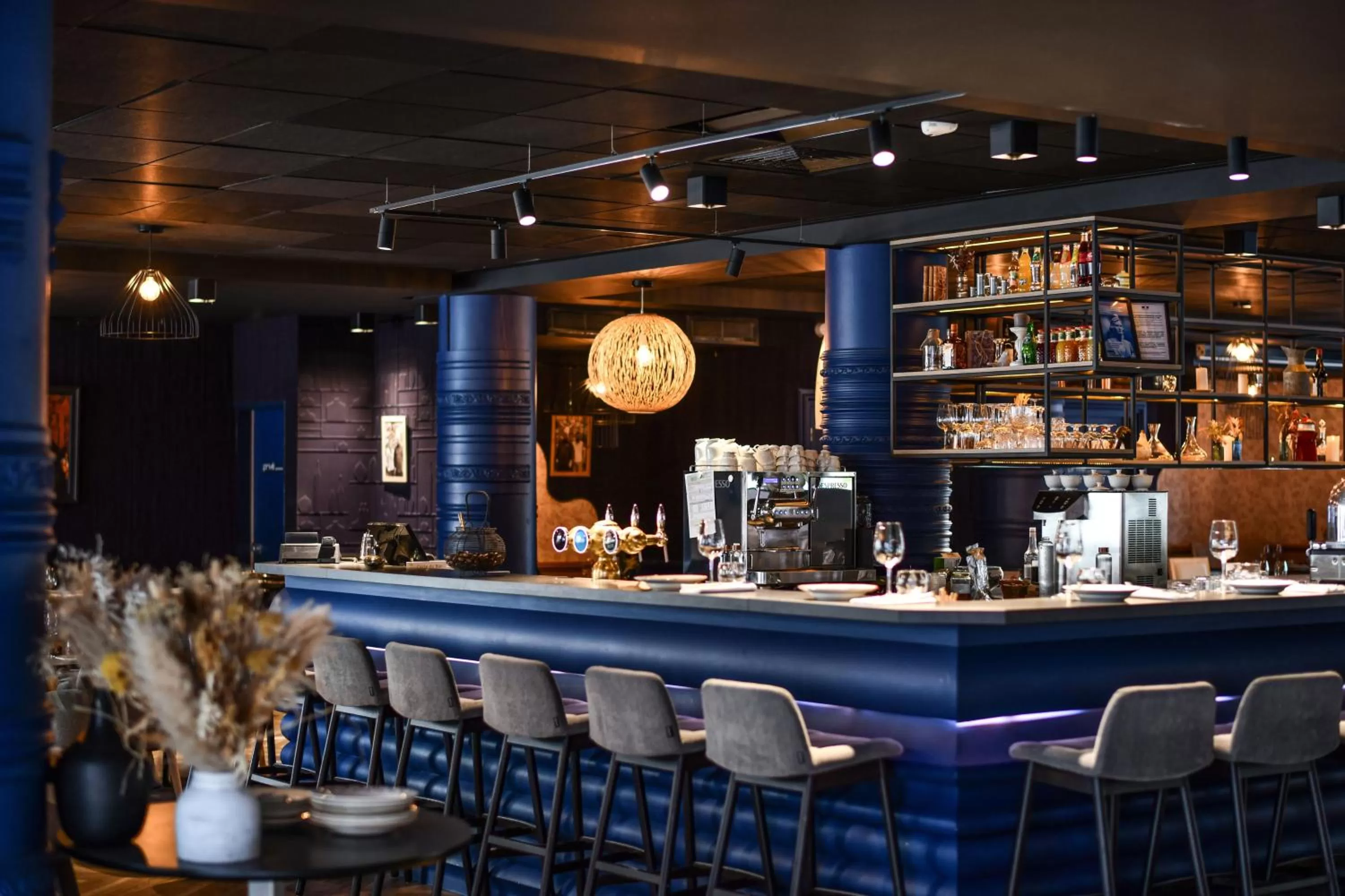 Lounge or bar, Lounge/Bar in Mercure Château de Fontainebleau