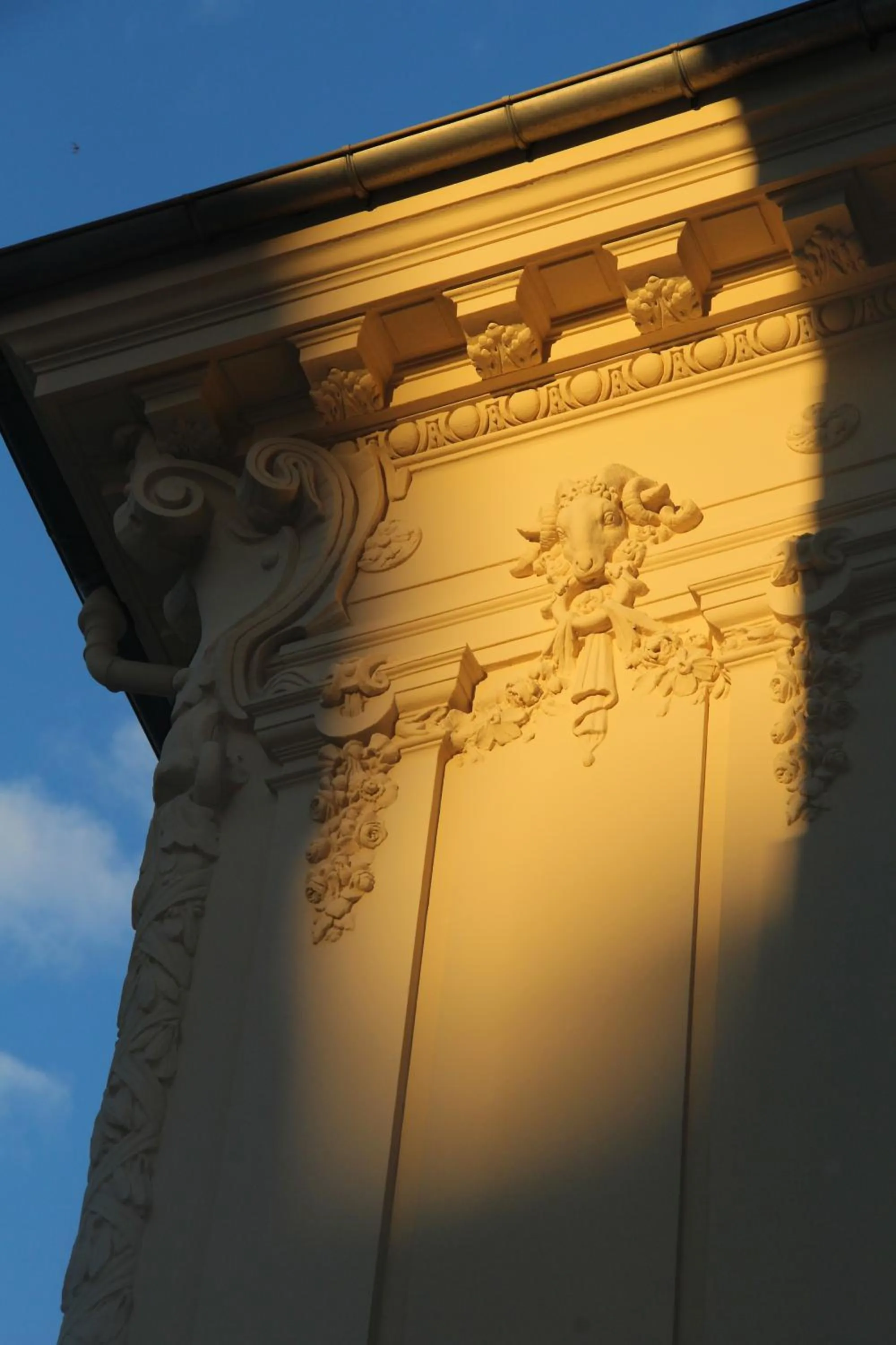 Property building in Hôtel Le Seize, Nice Centre