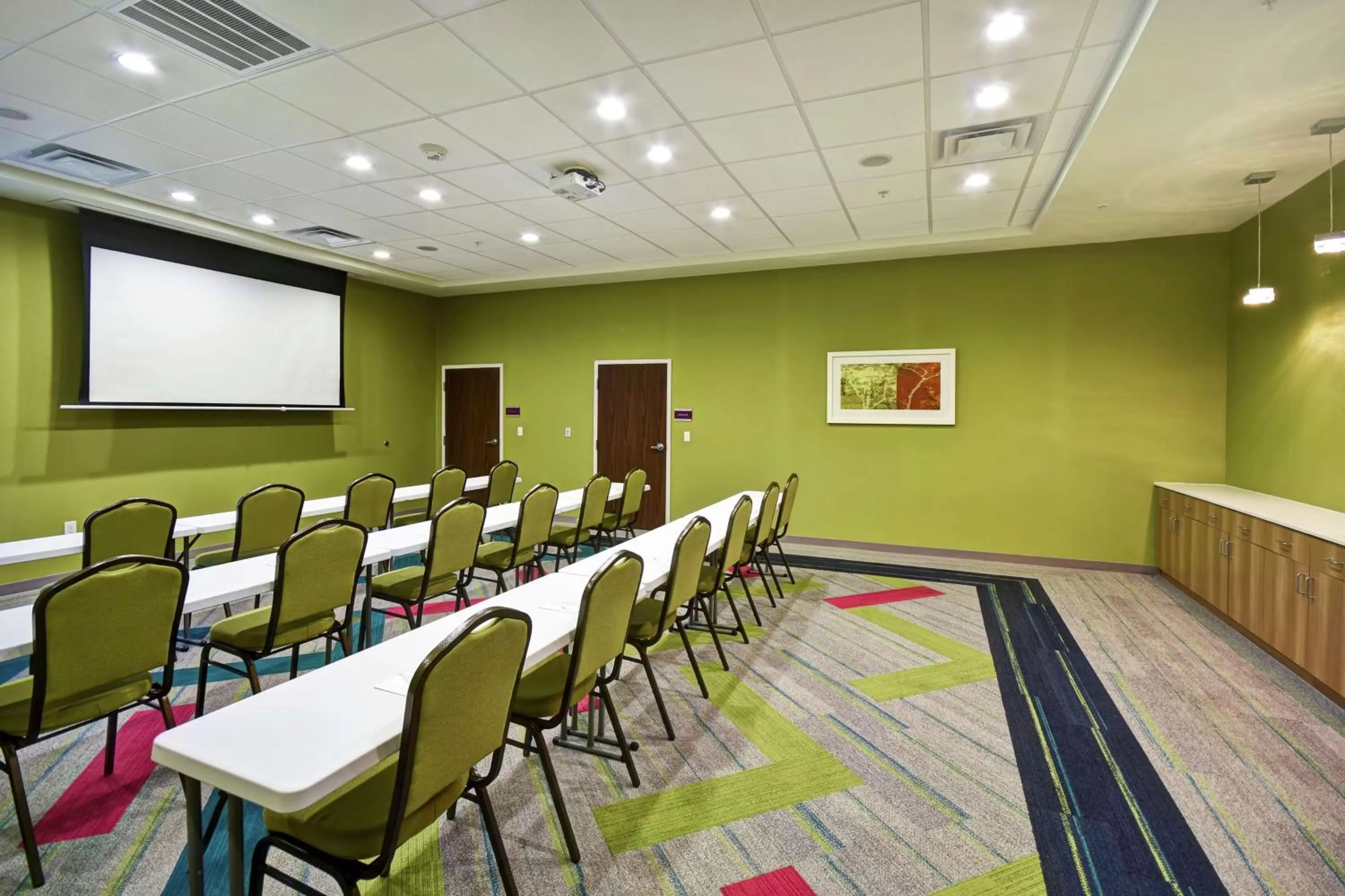 Meeting/conference room in Home2 Suites By Hilton Oklahoma City Airport