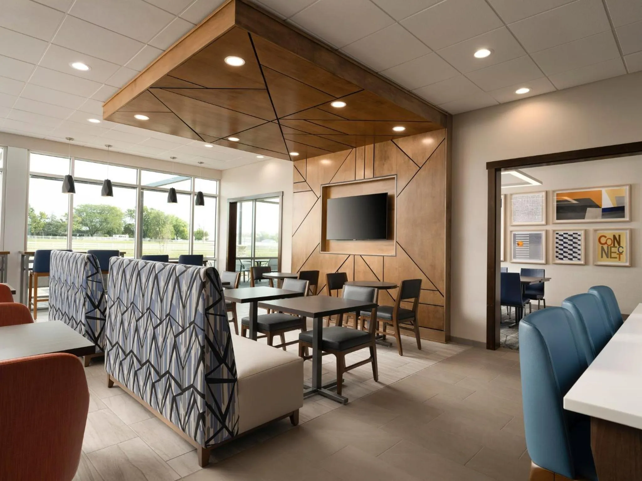 Breakfast in Holiday Inn Express & Suites Lima by IHG