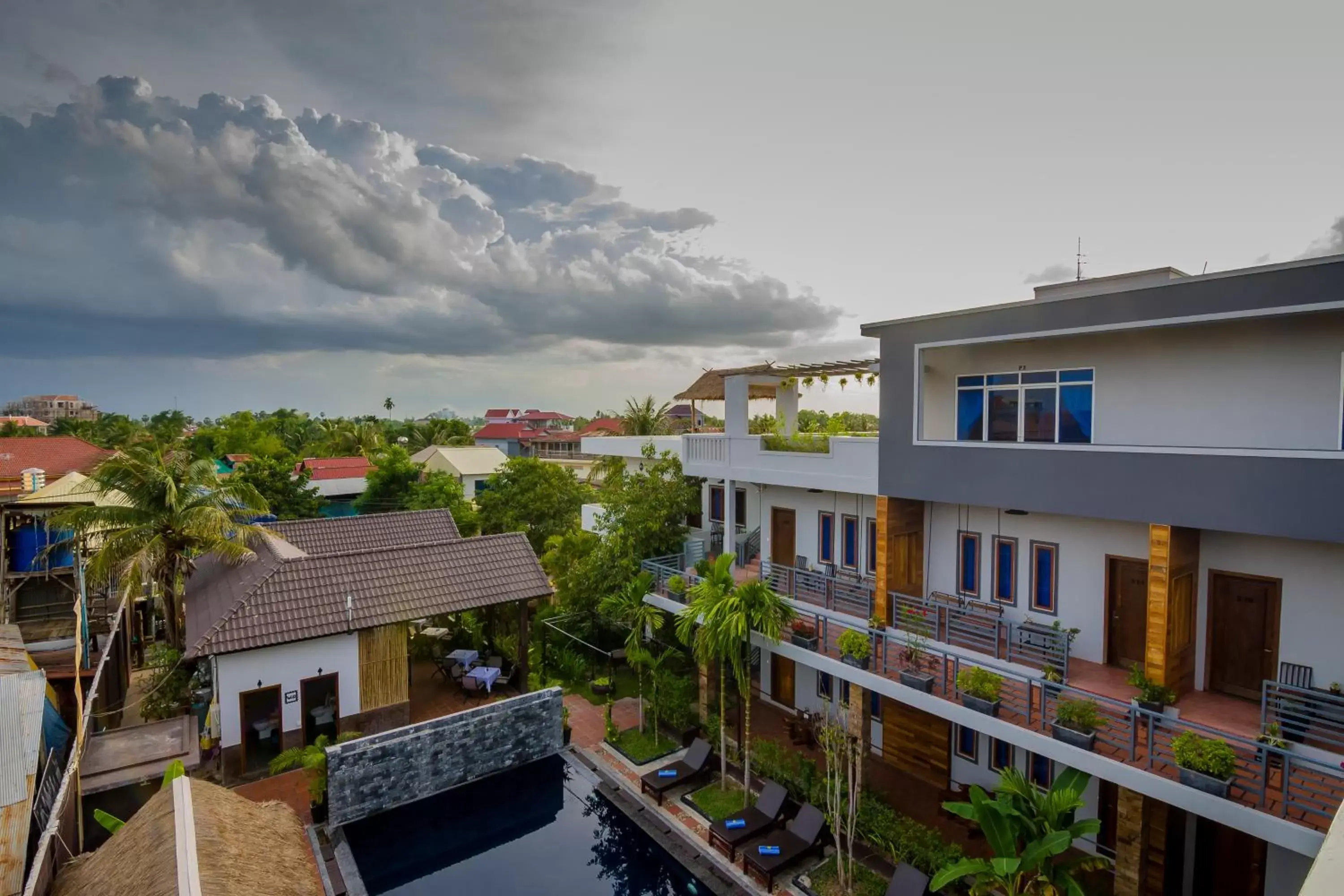 City view, Balcony/Terrace in Indra Porak Residence Hotel