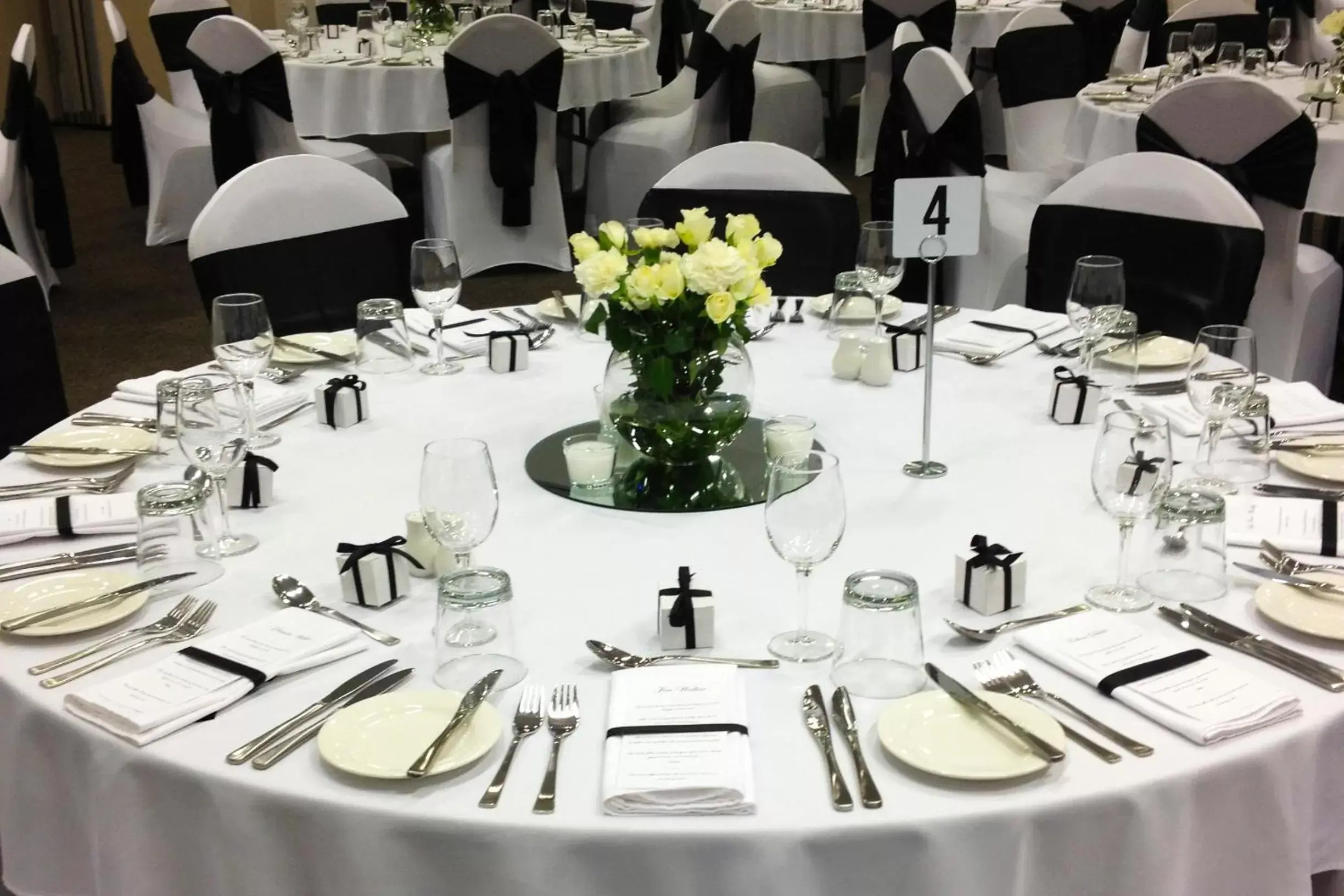 Banquet/Function facilities, Restaurant/Places to Eat in Roma Explorers Inn