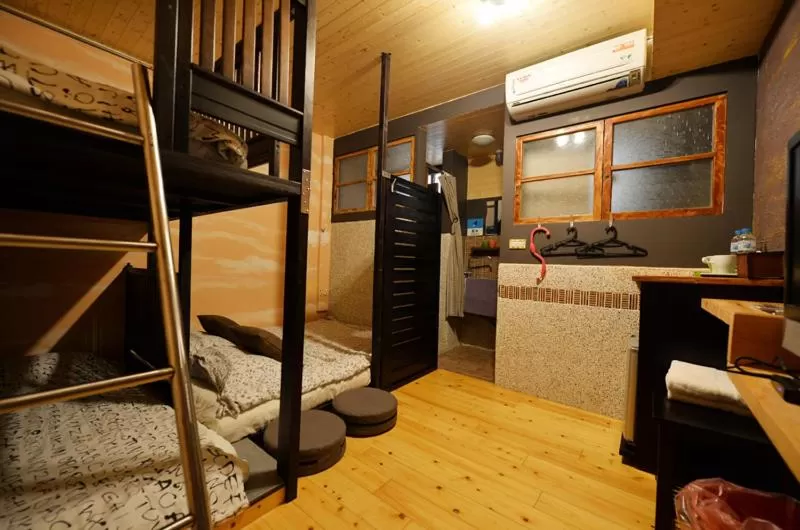 Bed in Sha Feng Lu Dian