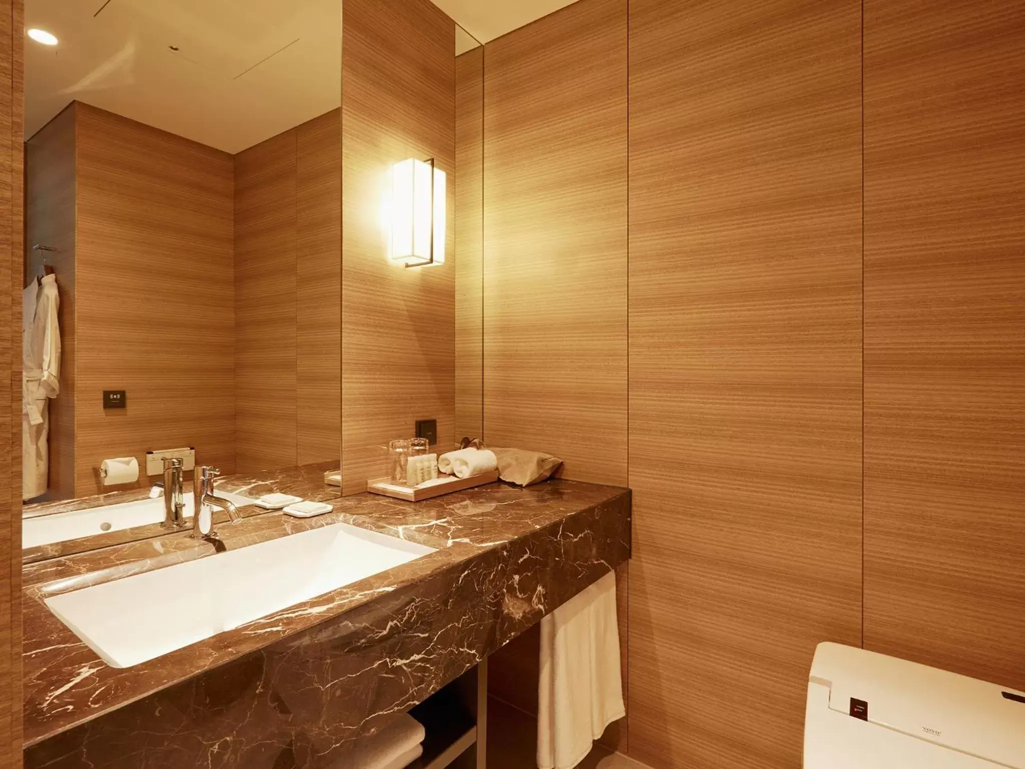 Bathroom in Crown Park Hotel Seoul Bathroom in Crown Park Hotel Seoul