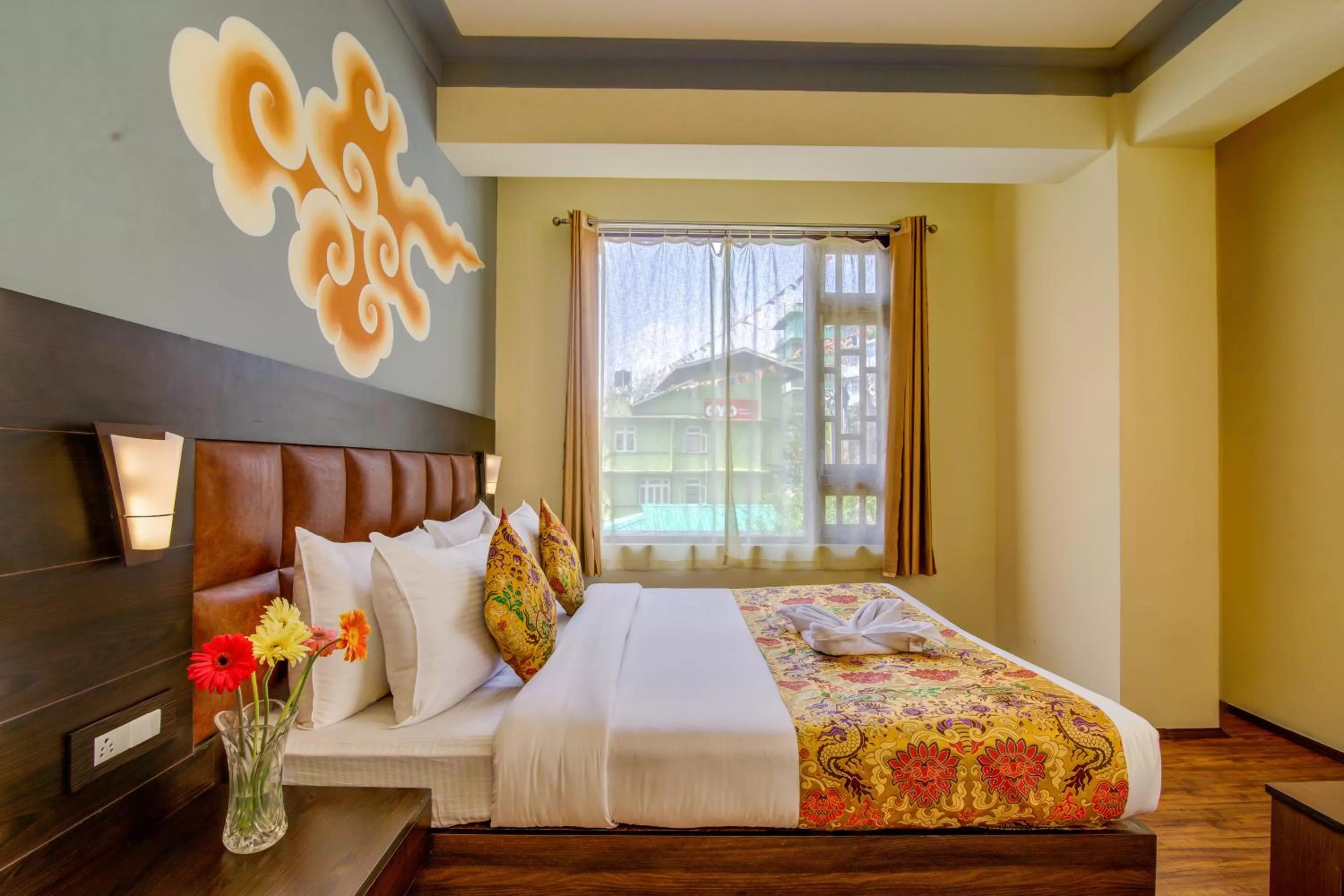 Bedroom, Bed in Muscatel Grand Silkroute - 300 Mts from MG Marg