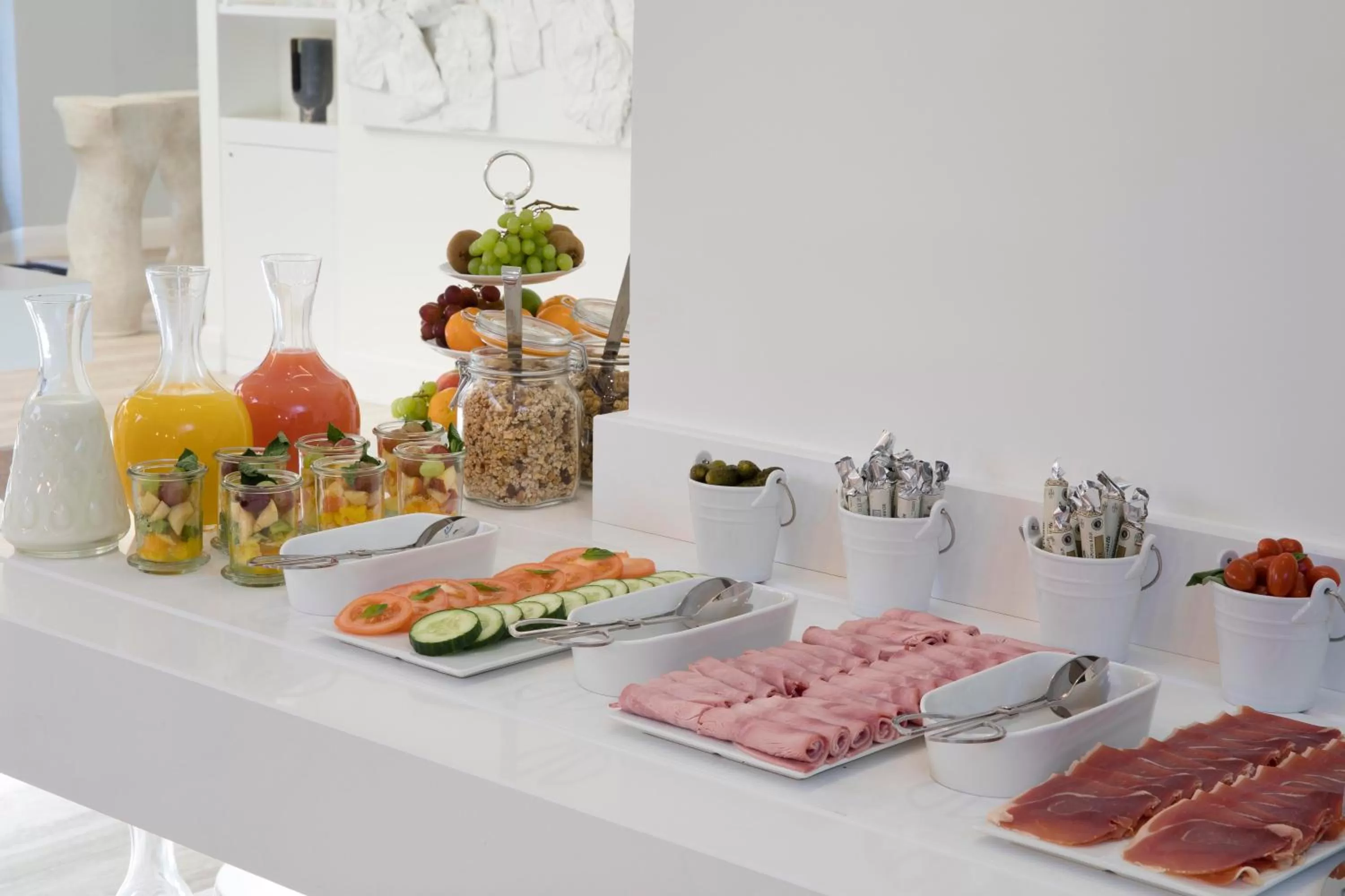 Breakfast in Hôtel Dress Code