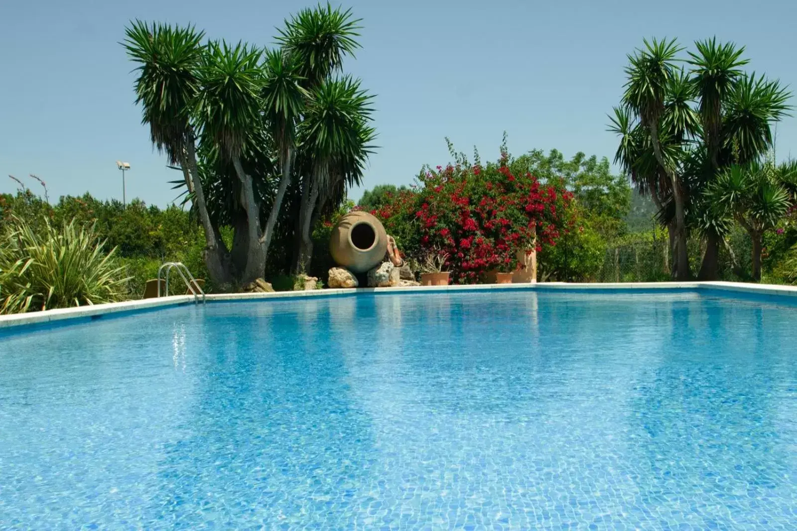 Swimming Pool in Aumallia Hotel & Spa