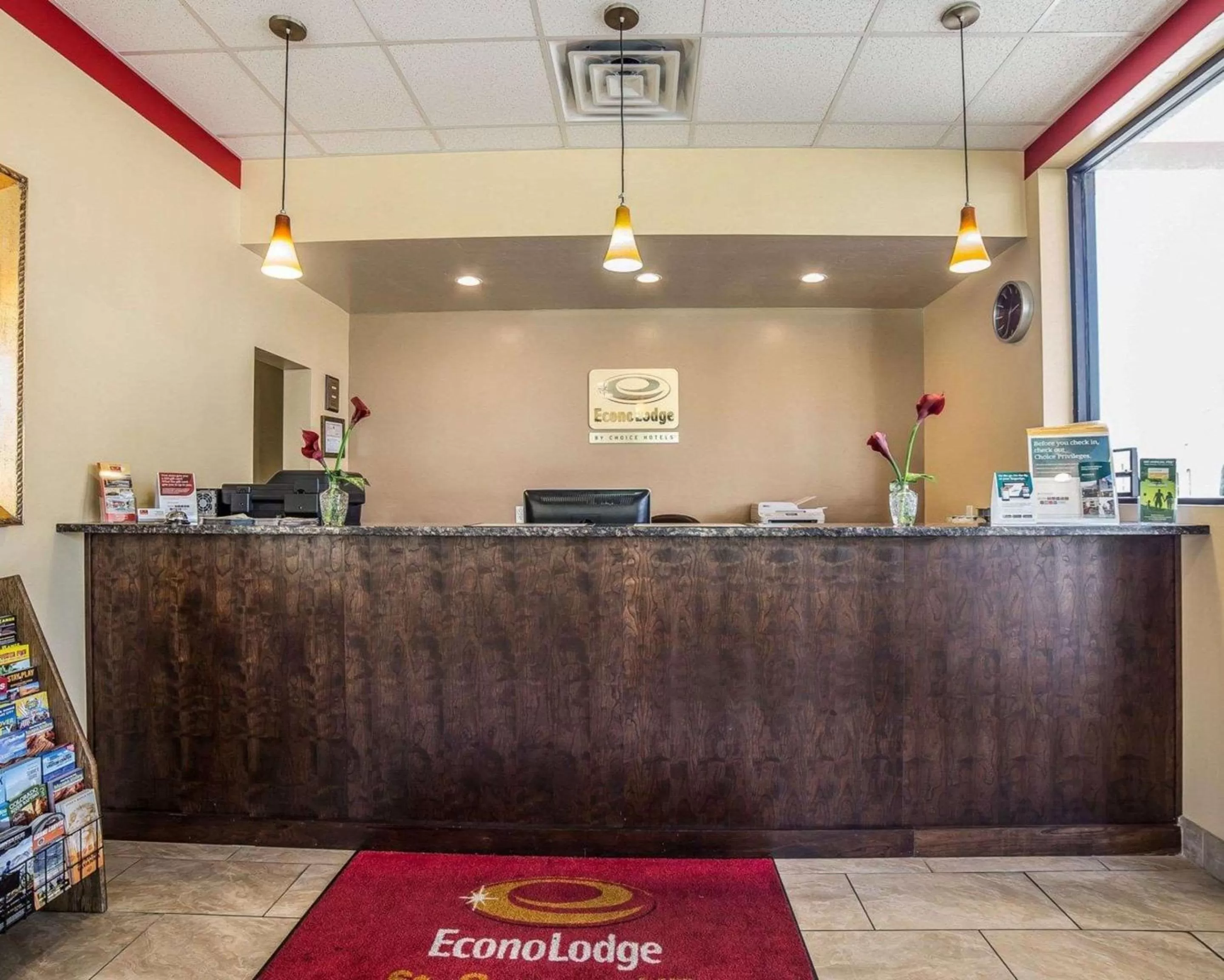 Lobby or reception in Econo Lodge St George North - Near Pioneer Park