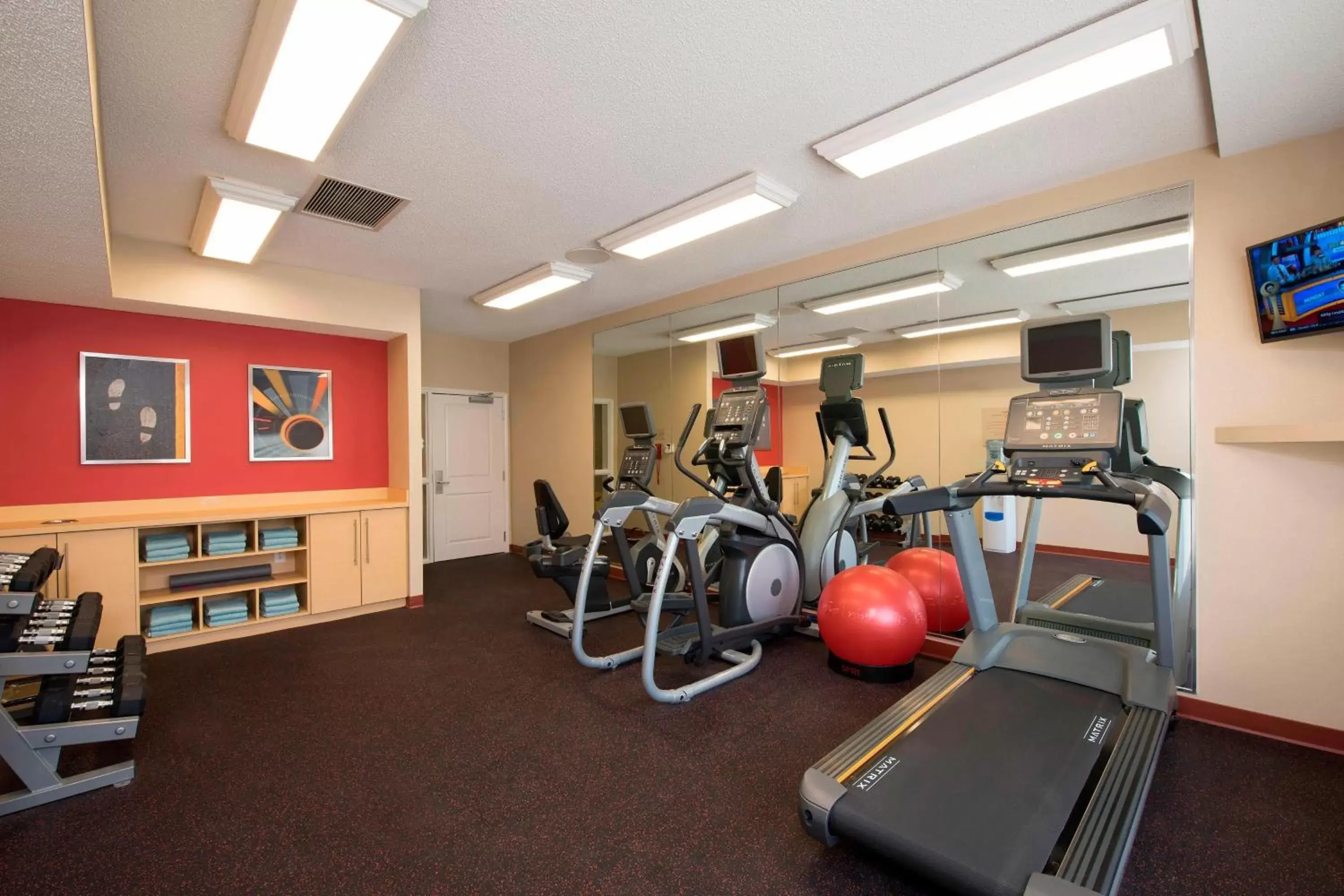 Fitness centre/facilities, Fitness Center/Facilities in TownePlace Suites by Marriott Kalamazoo