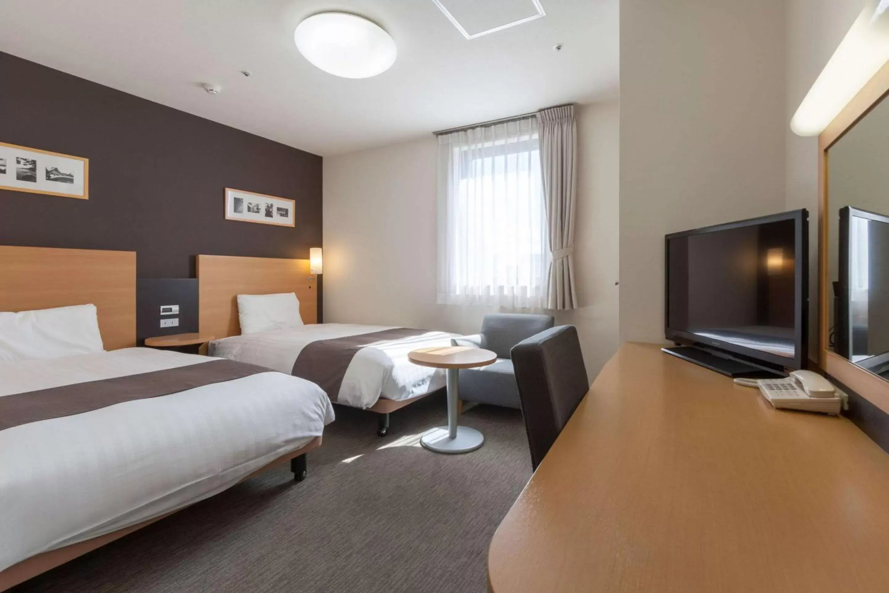 Photo of the whole room, Bed in Comfort Hotel Sendai West