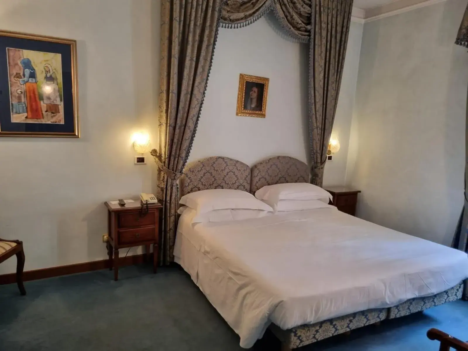 Bedroom, Bed in PHI Hotel Canalgrande