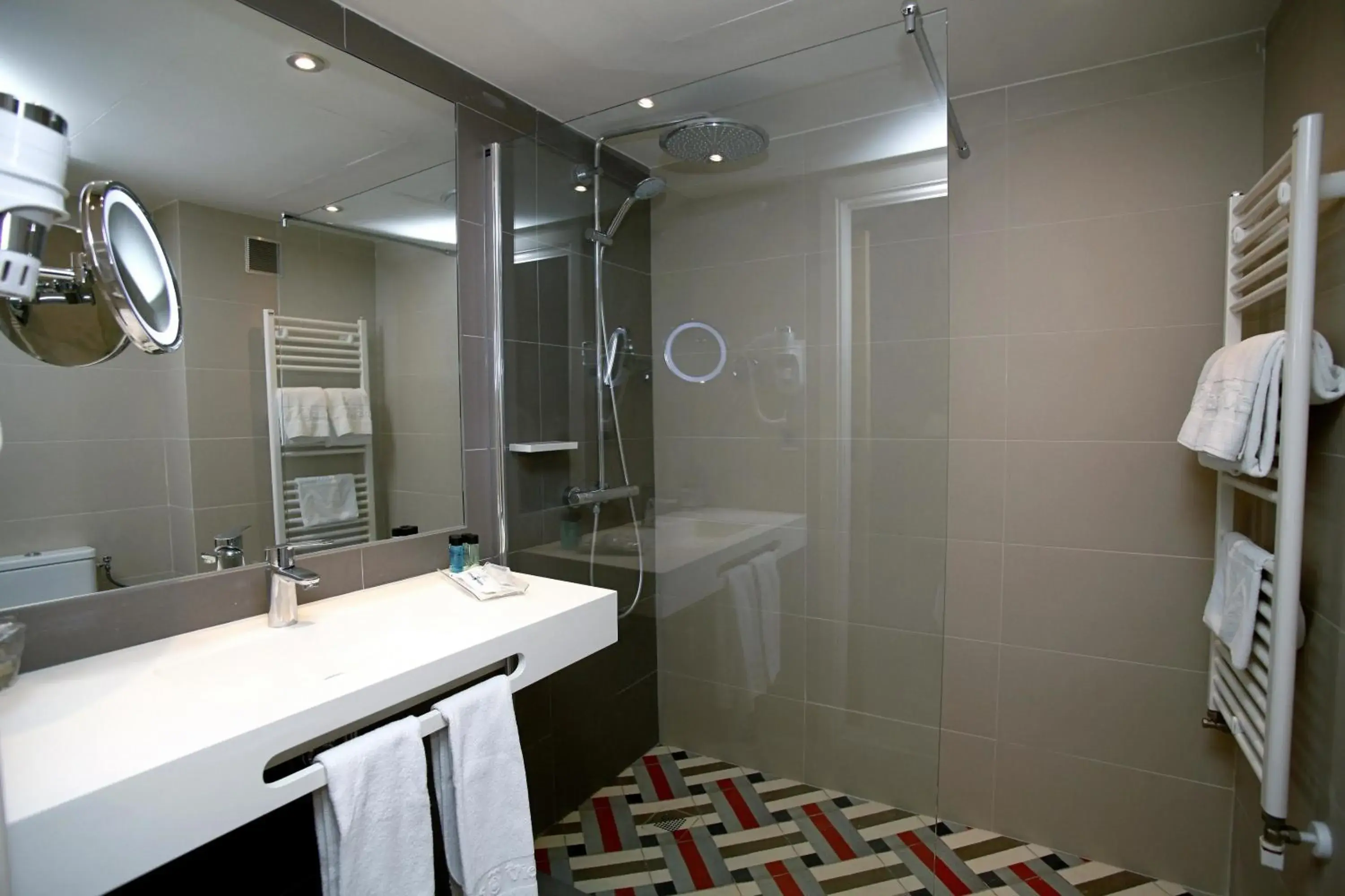 Bathroom in Balneari Termes Victòria Bathroom in Balneari Termes Victòria