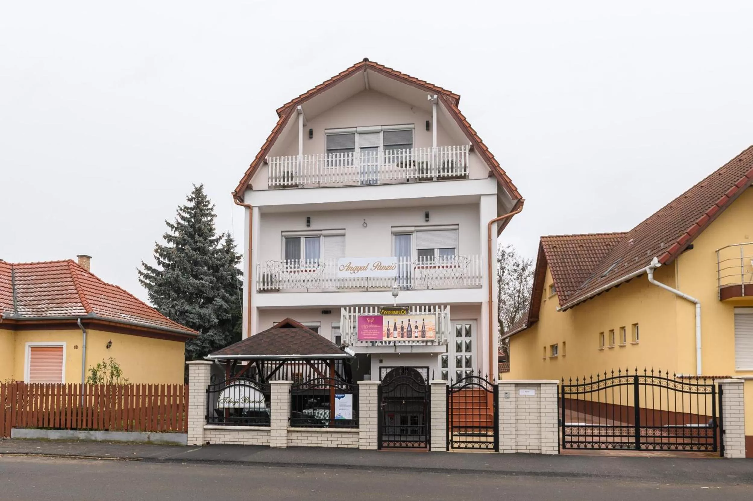 Other in Angyal Panzió