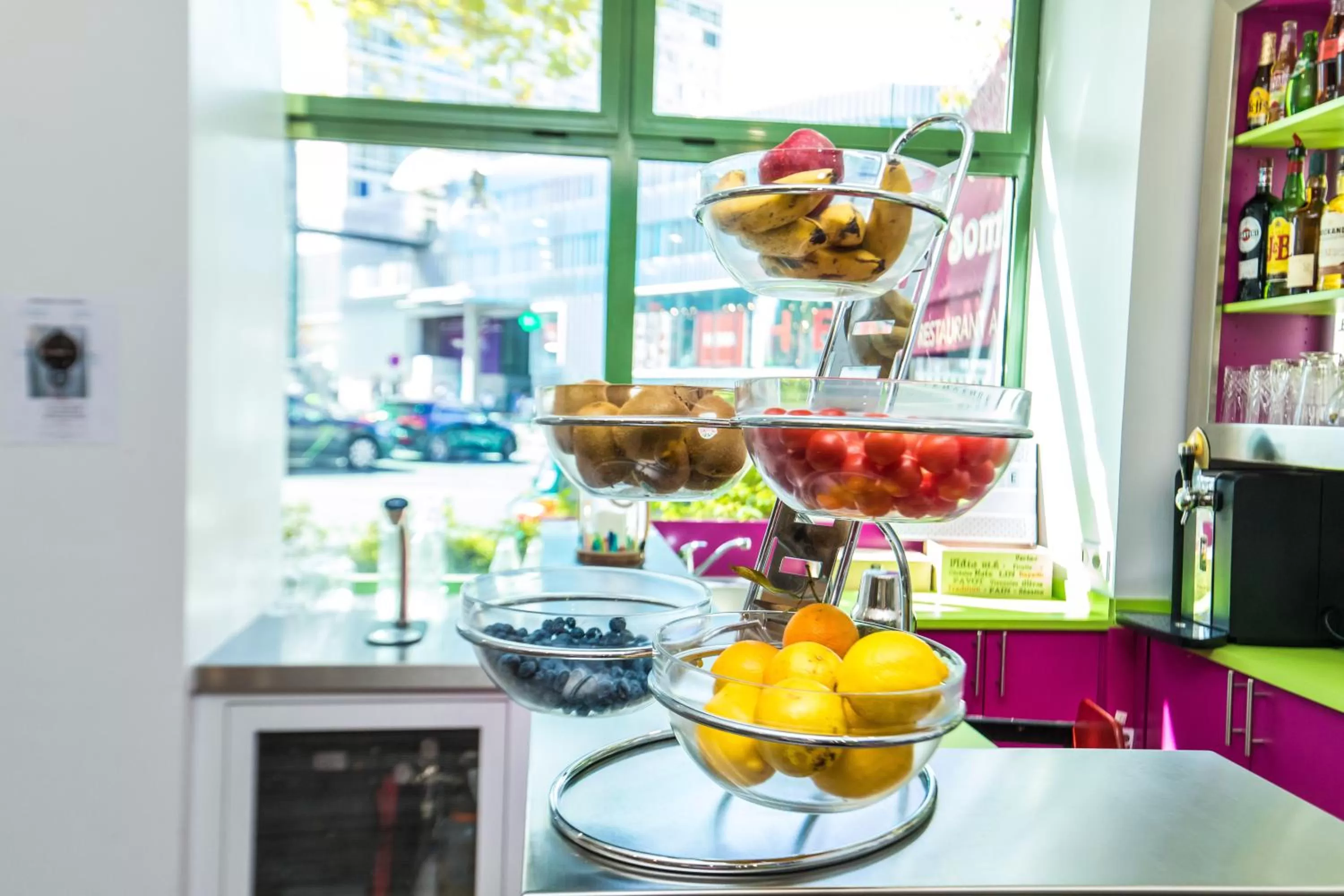 Food in HOTEL DE PARIS MONTPARNASSE