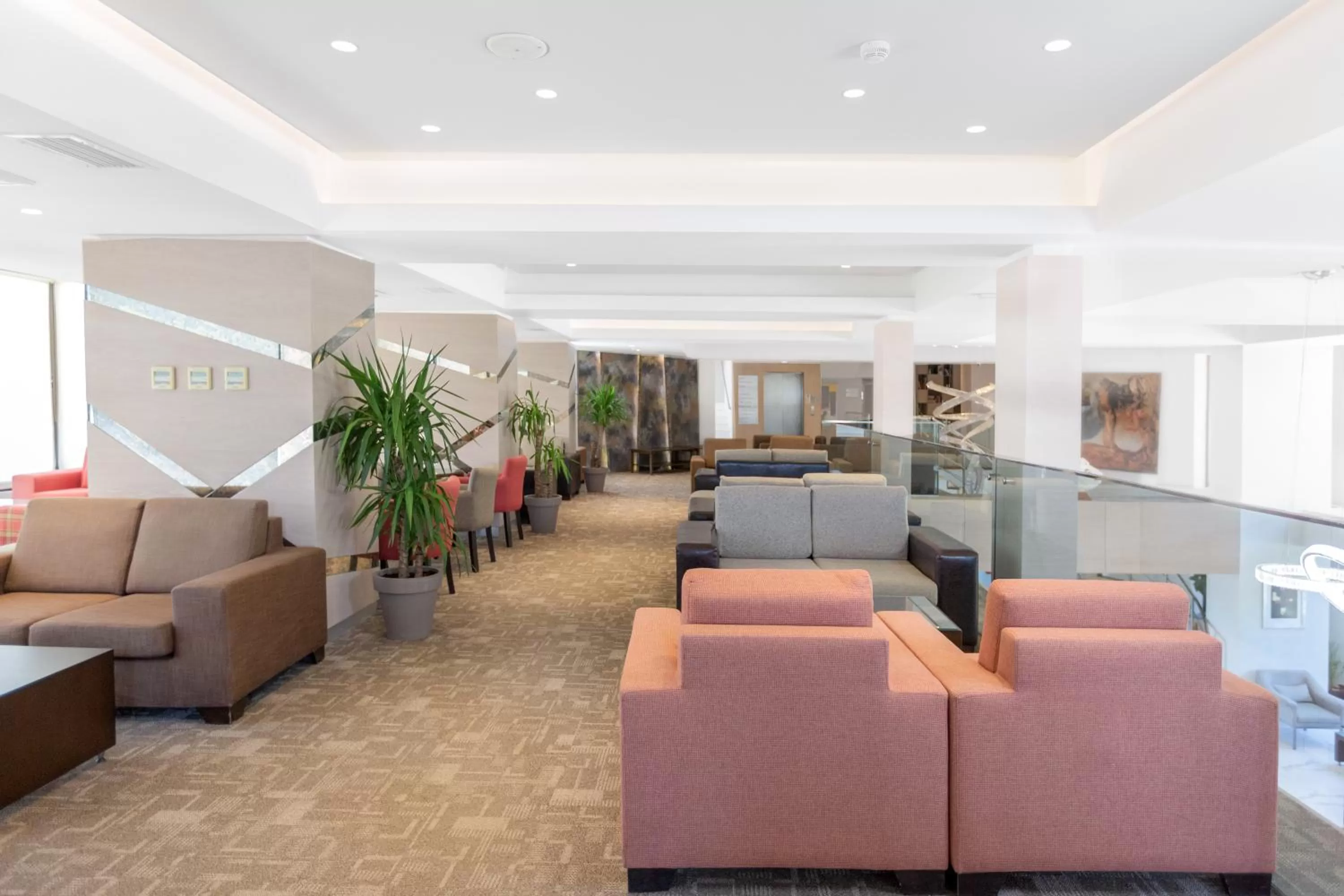 Lobby or reception in Pırıl Hotel Thermal&Beauty SPA