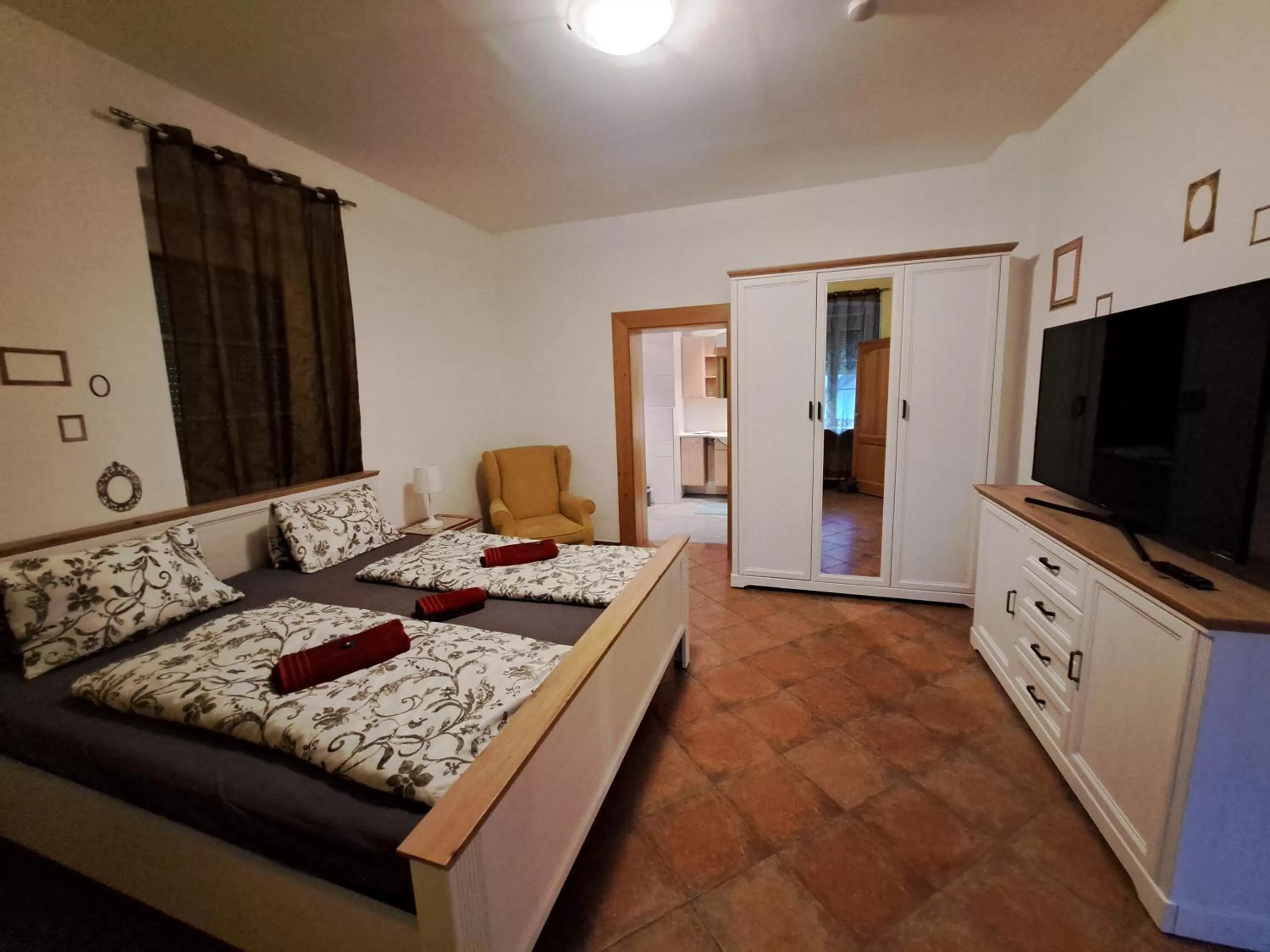 TV and multimedia, Bed in Gasthaus zum Fuchs - Familie Andrä