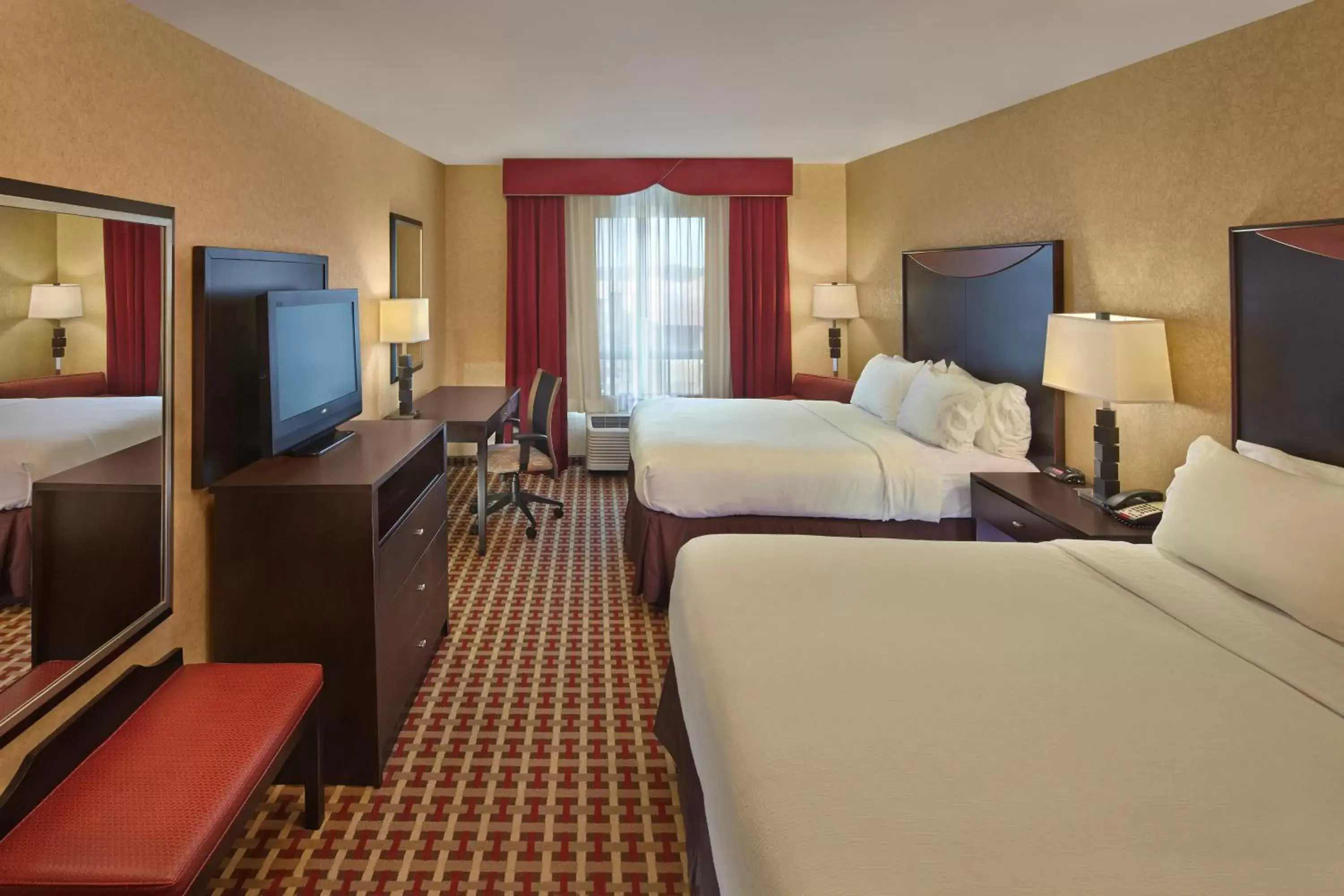 Photo of the whole room in Holiday Inn Jacksonville E 295 Baymeadows, an IHG Hotel