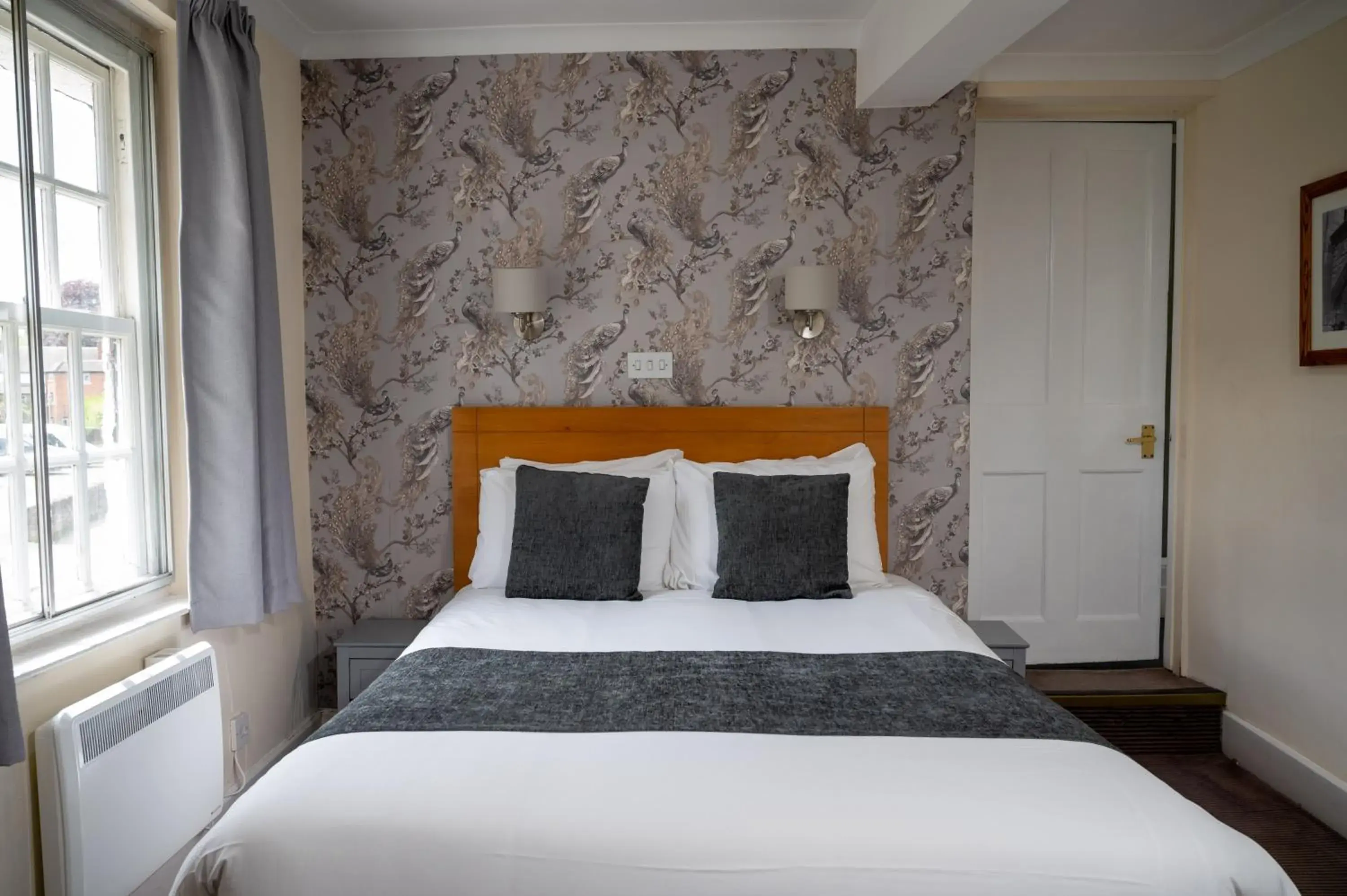 Bedroom, Bed in Bell Hotel by Greene King Inns