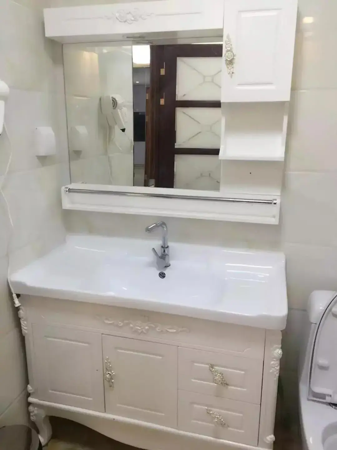 Bathroom in Guangzhou Manhattan International Apartment Zhengjia Branch