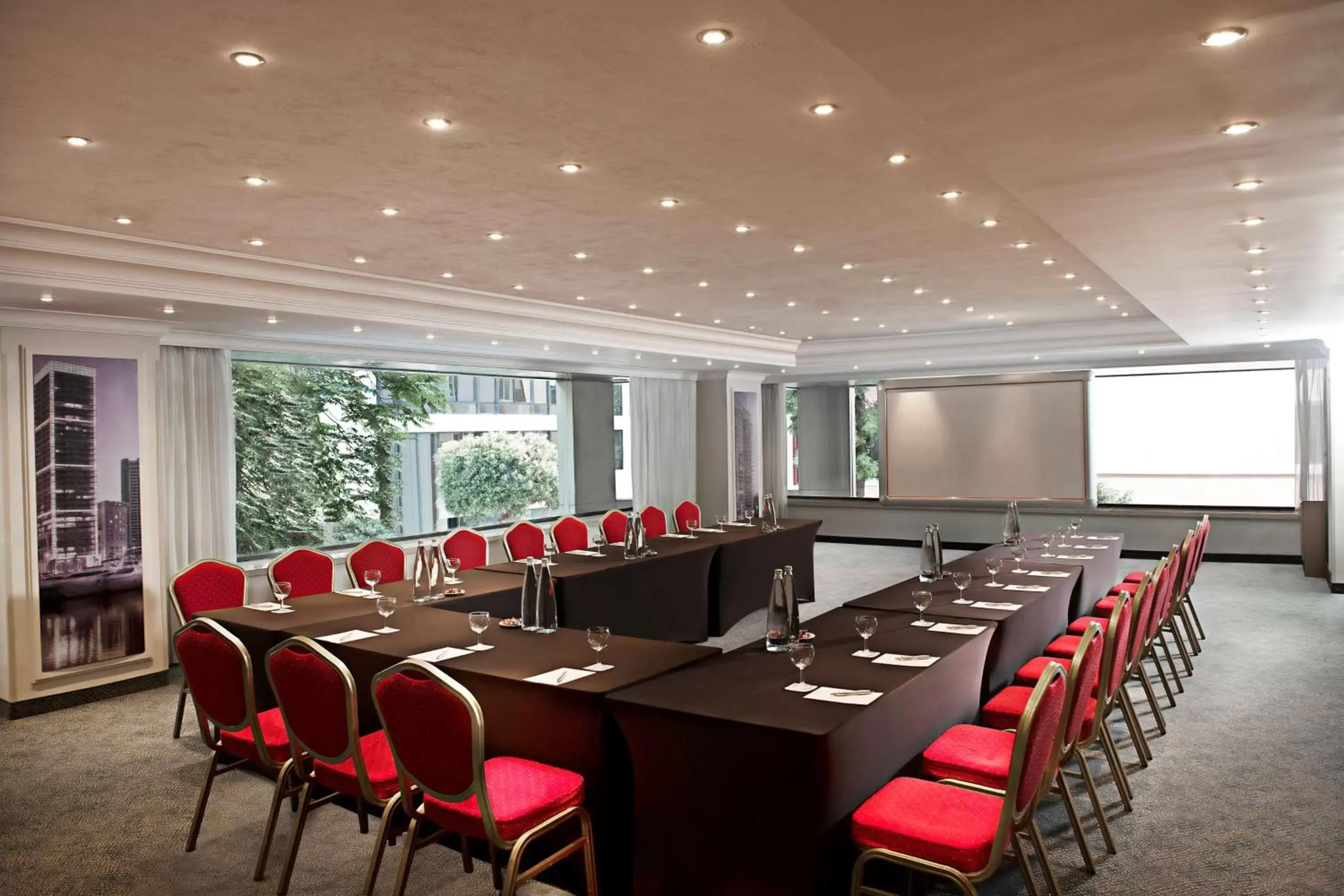 Meeting/conference room in Radisson Blu Martinez Beirut