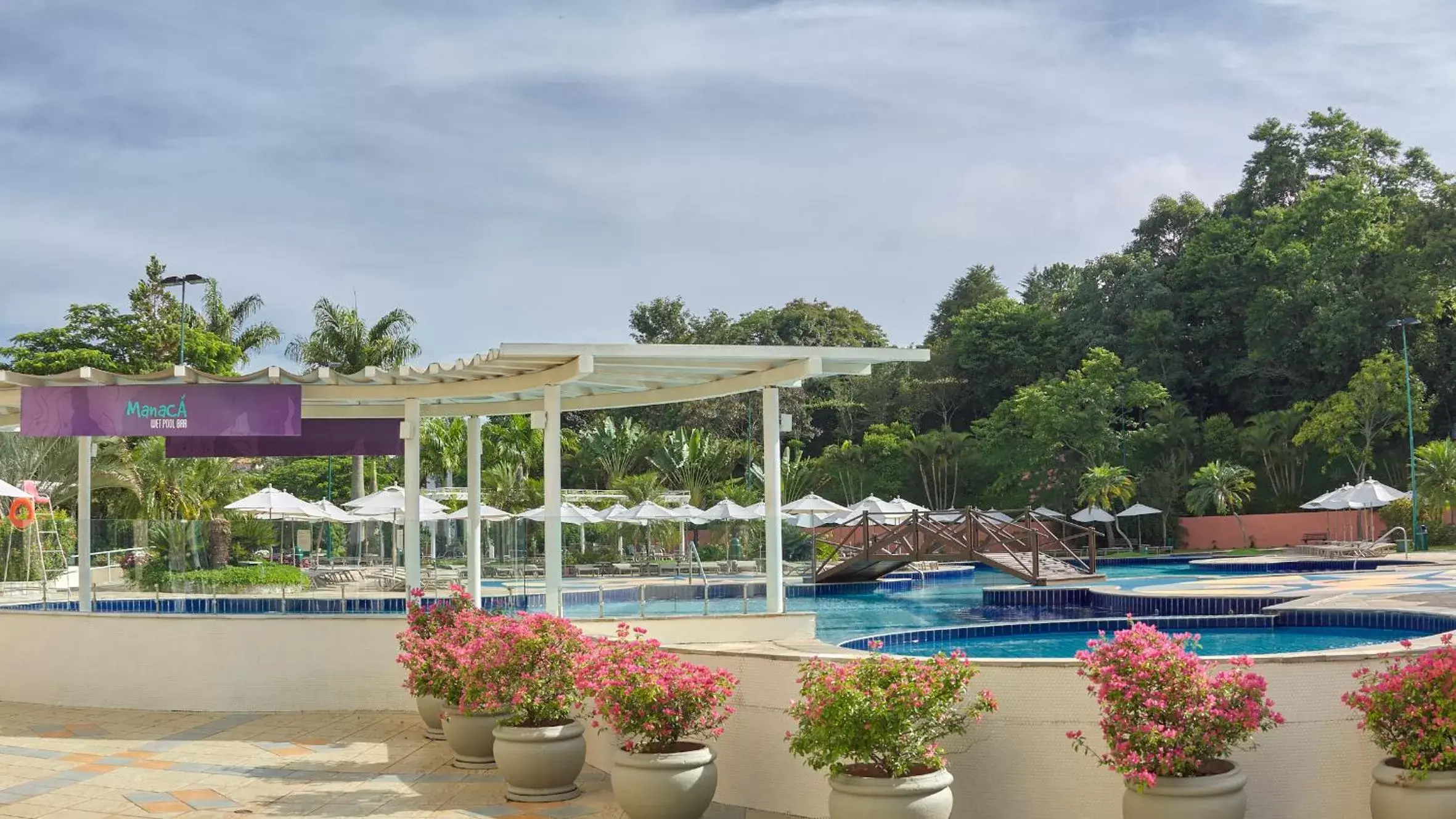 Pool view in Bourbon Resort Atibaia Pool view in Bourbon Resort Atibaia