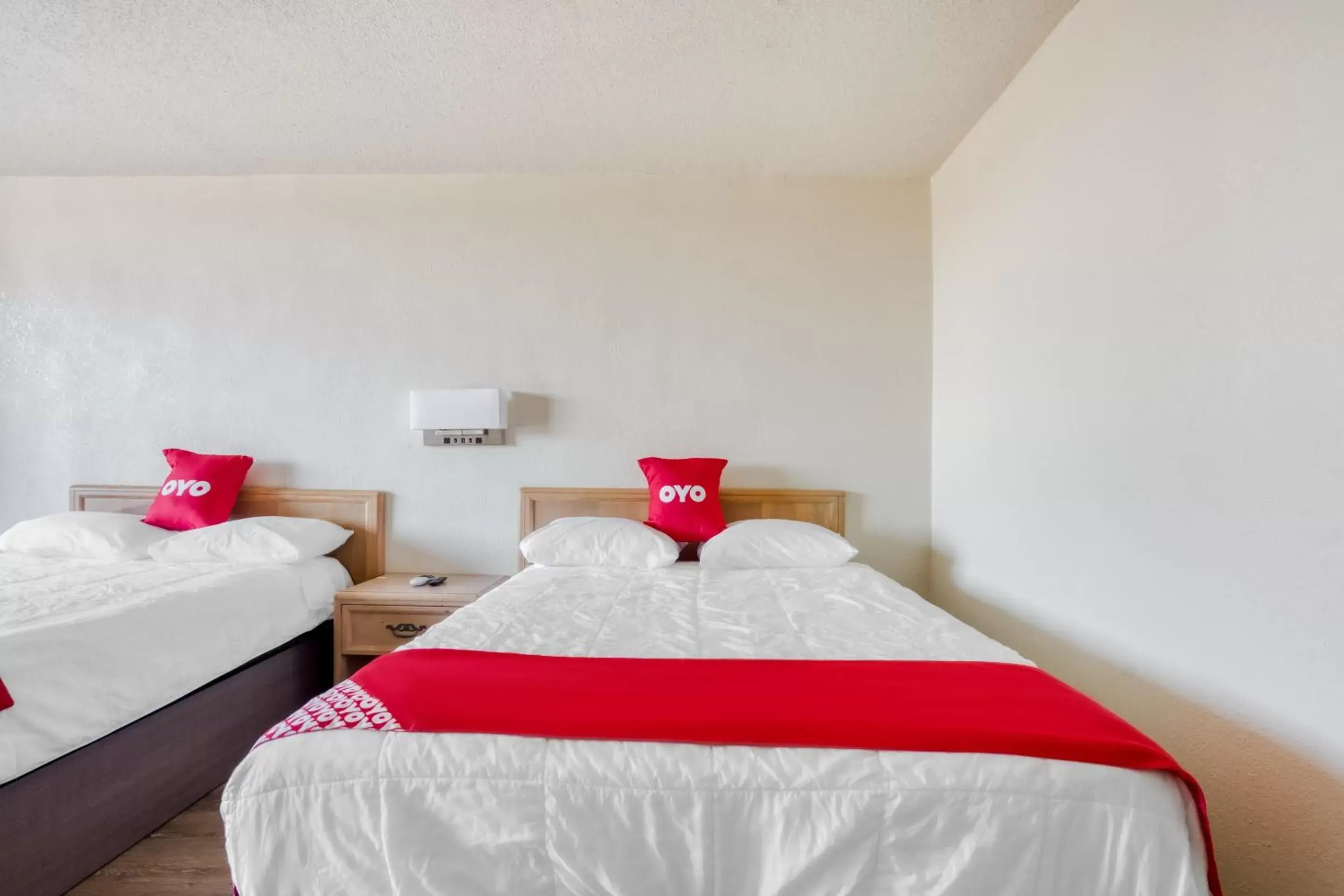 Bedroom, Bed in OYO Hotel Waco University Area I-35