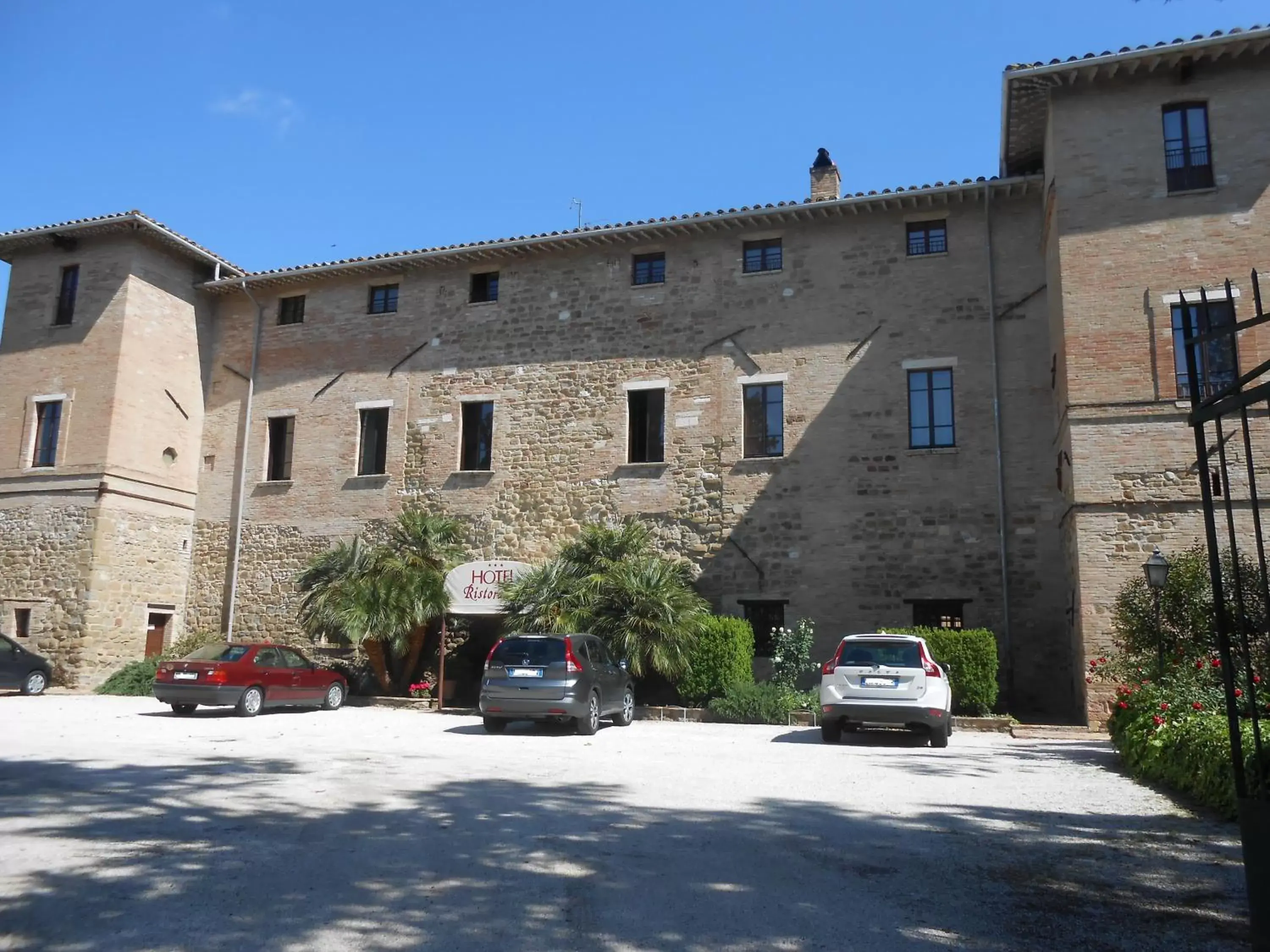 Facade/entrance, Property Building in Lo Spedalicchio