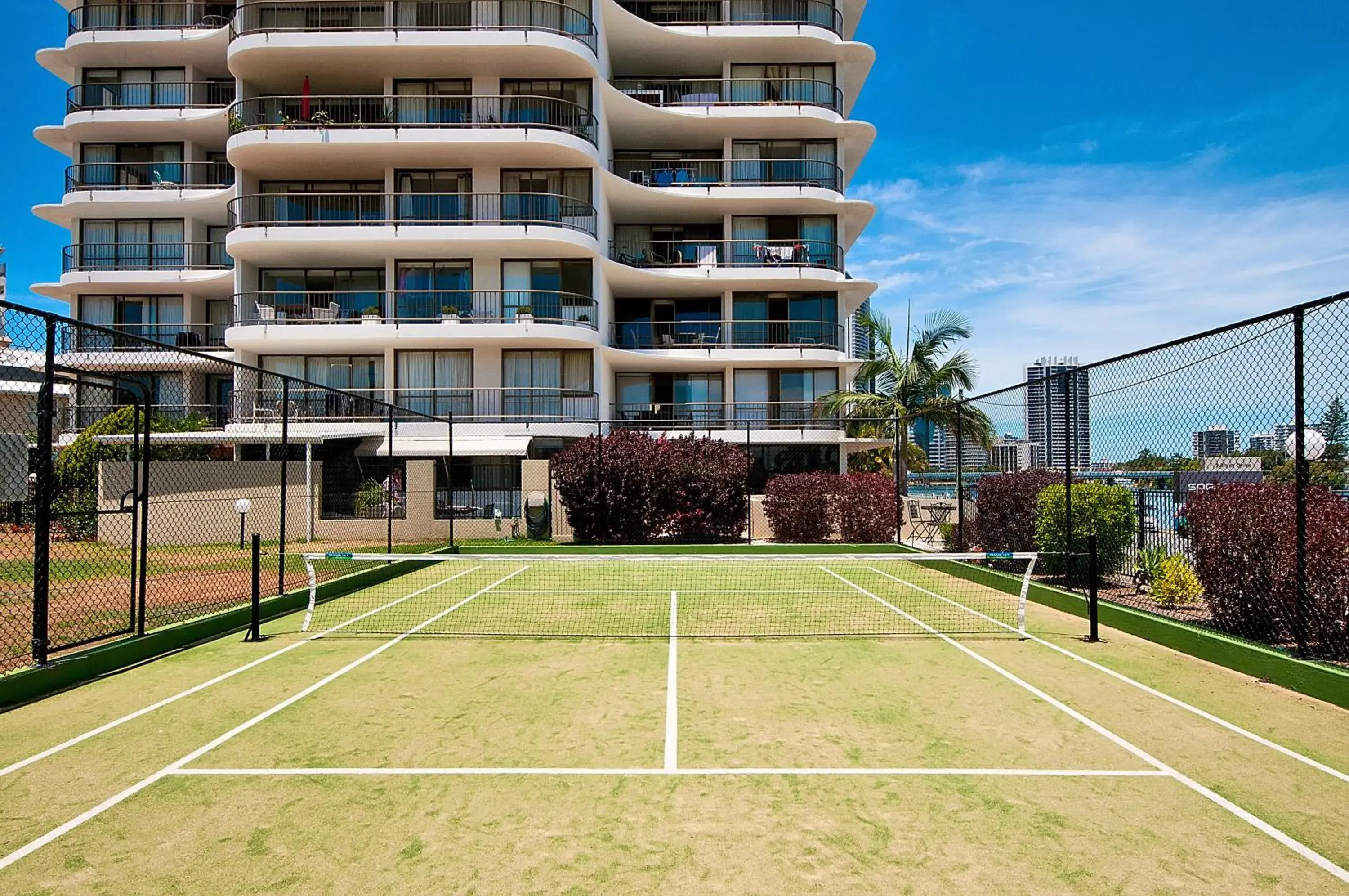 Tennis court, Tennis/Squash in Spectrum Holiday Apartments