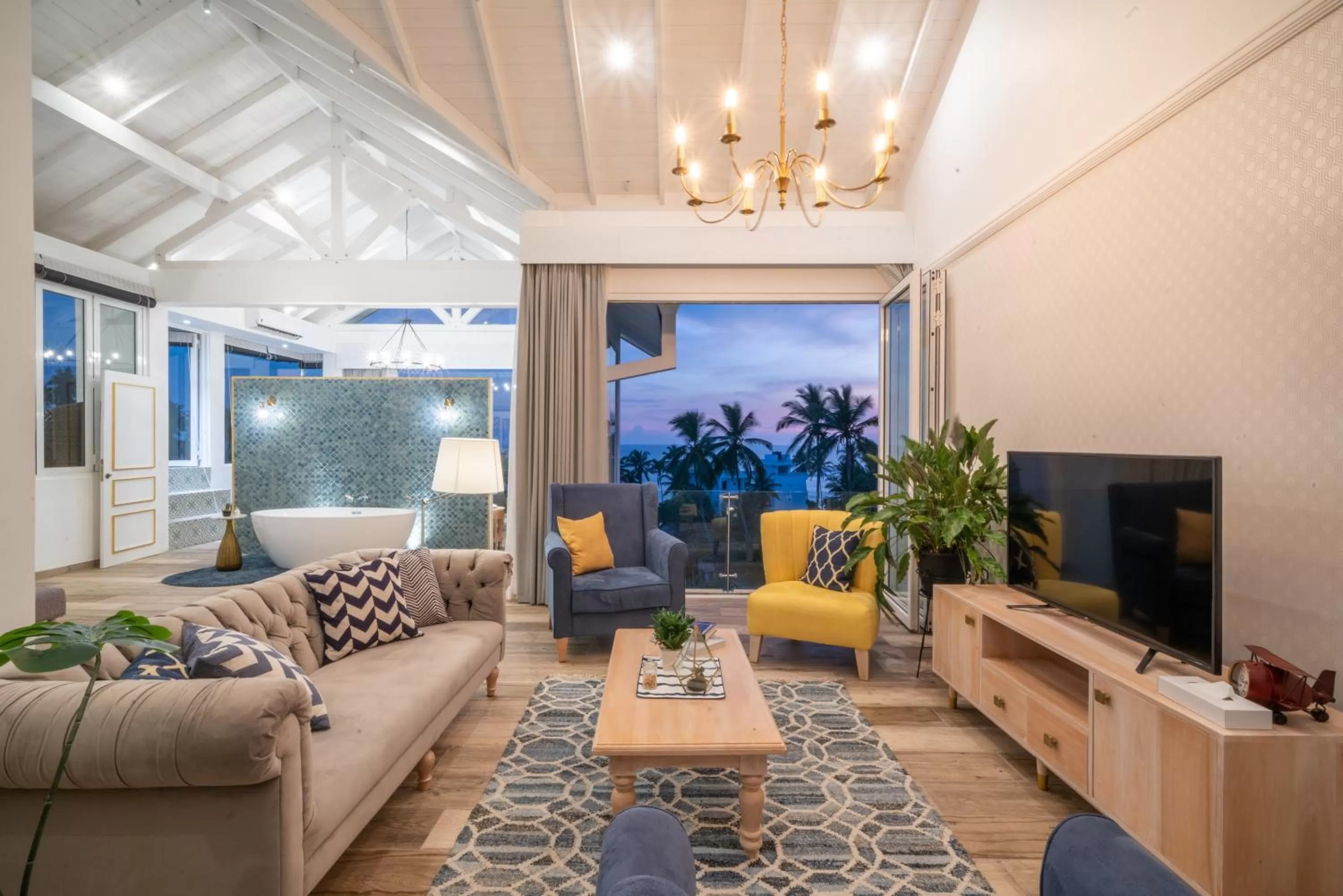 TV and multimedia in Triple O Six