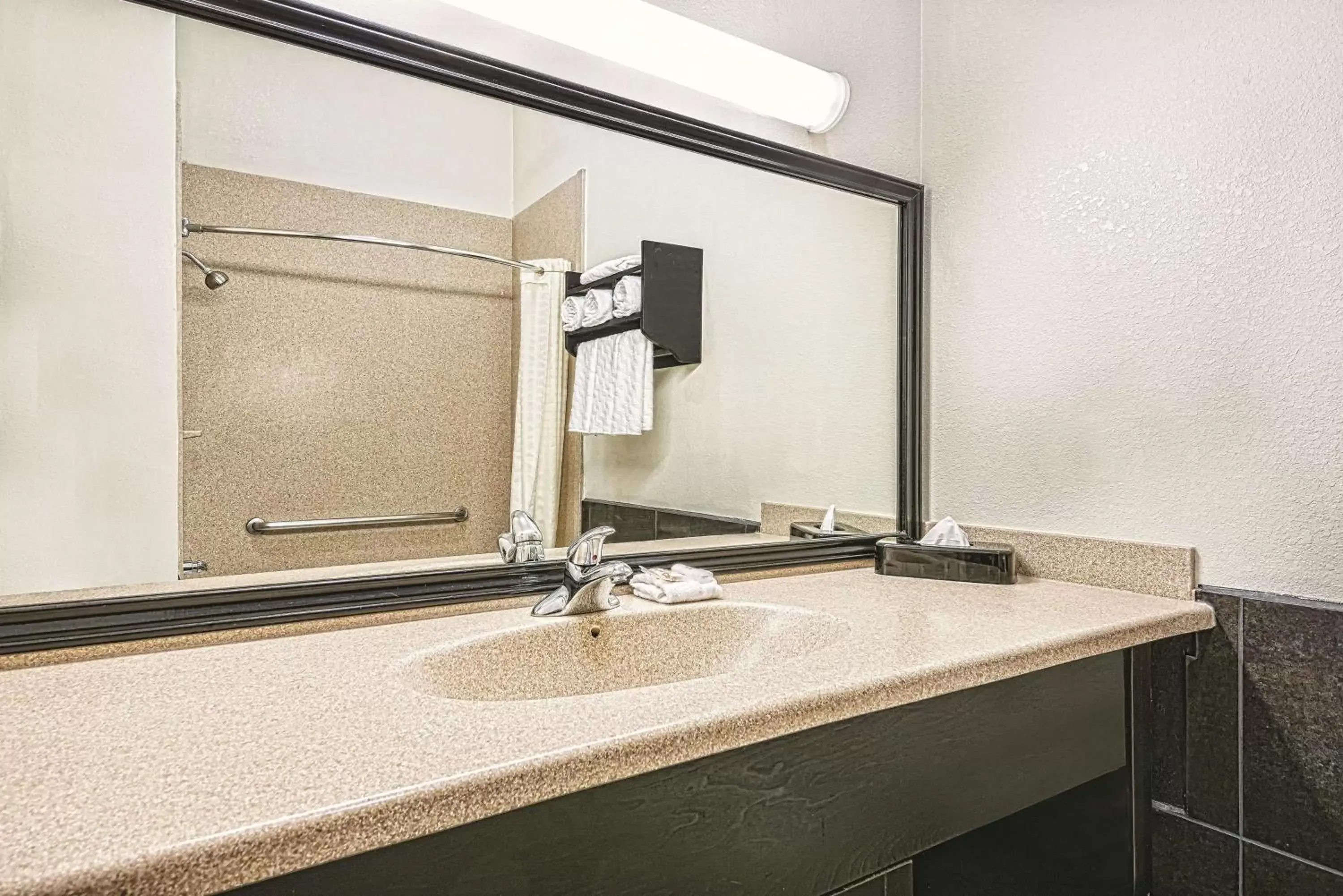 Photo of the whole room, Bathroom in La Quinta by Wyndham Laredo Airport