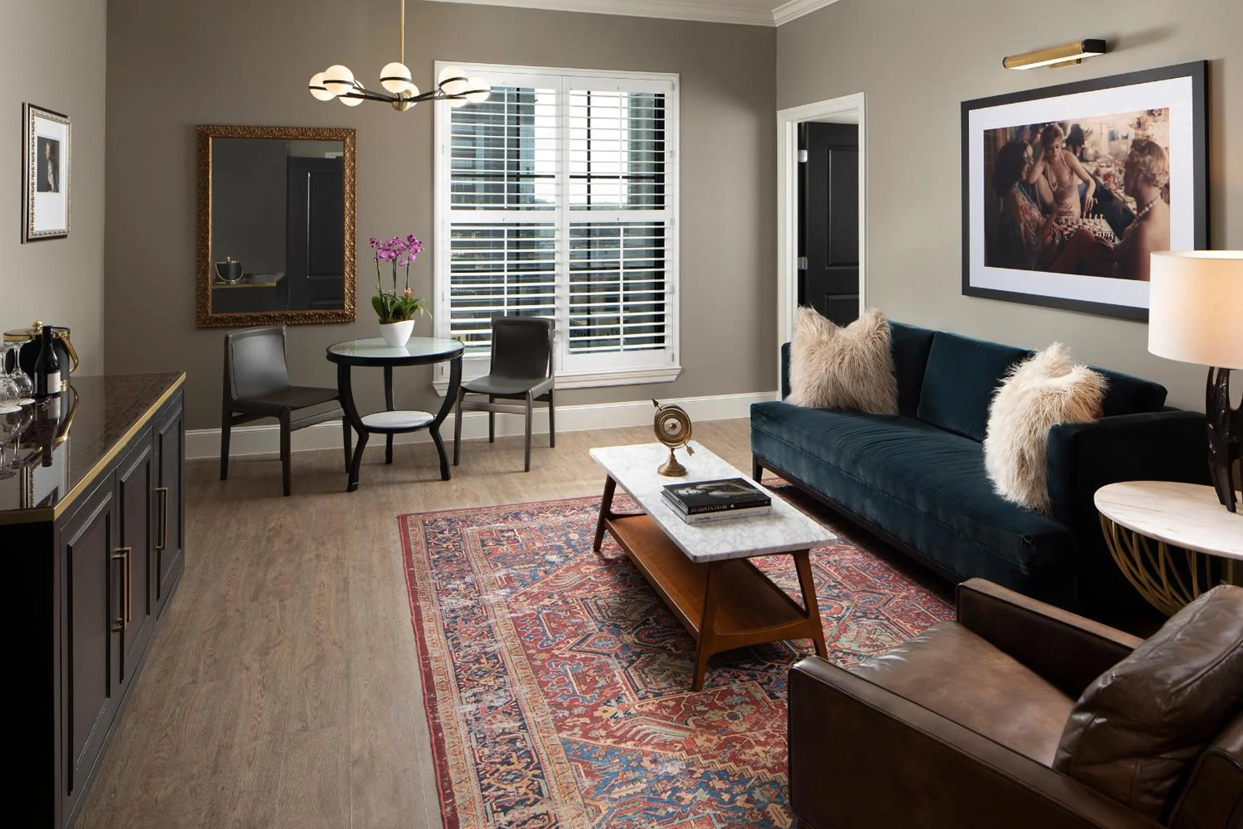 TV and multimedia in Hotel ZaZa Austin