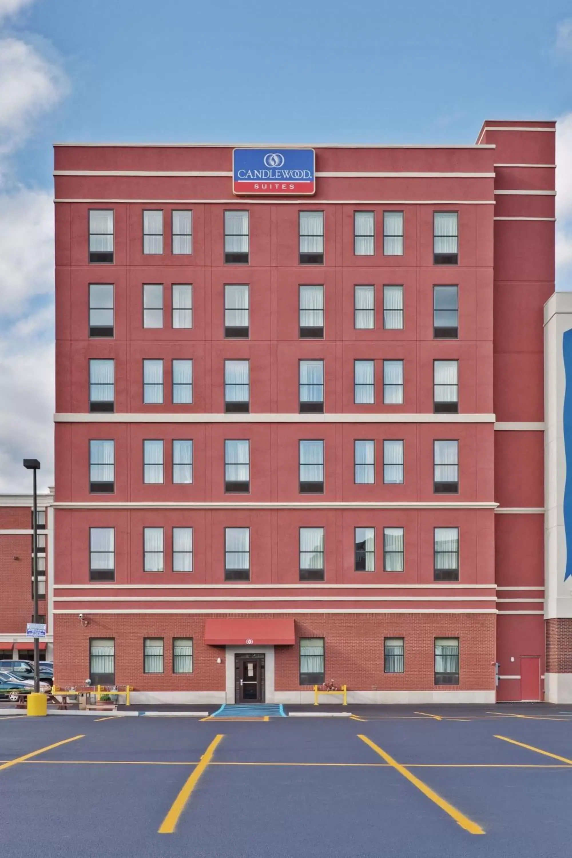 Property building in Candlewood Suites Terre Haute by IHG Property building in Candlewood Suites Terre Haute by IHG