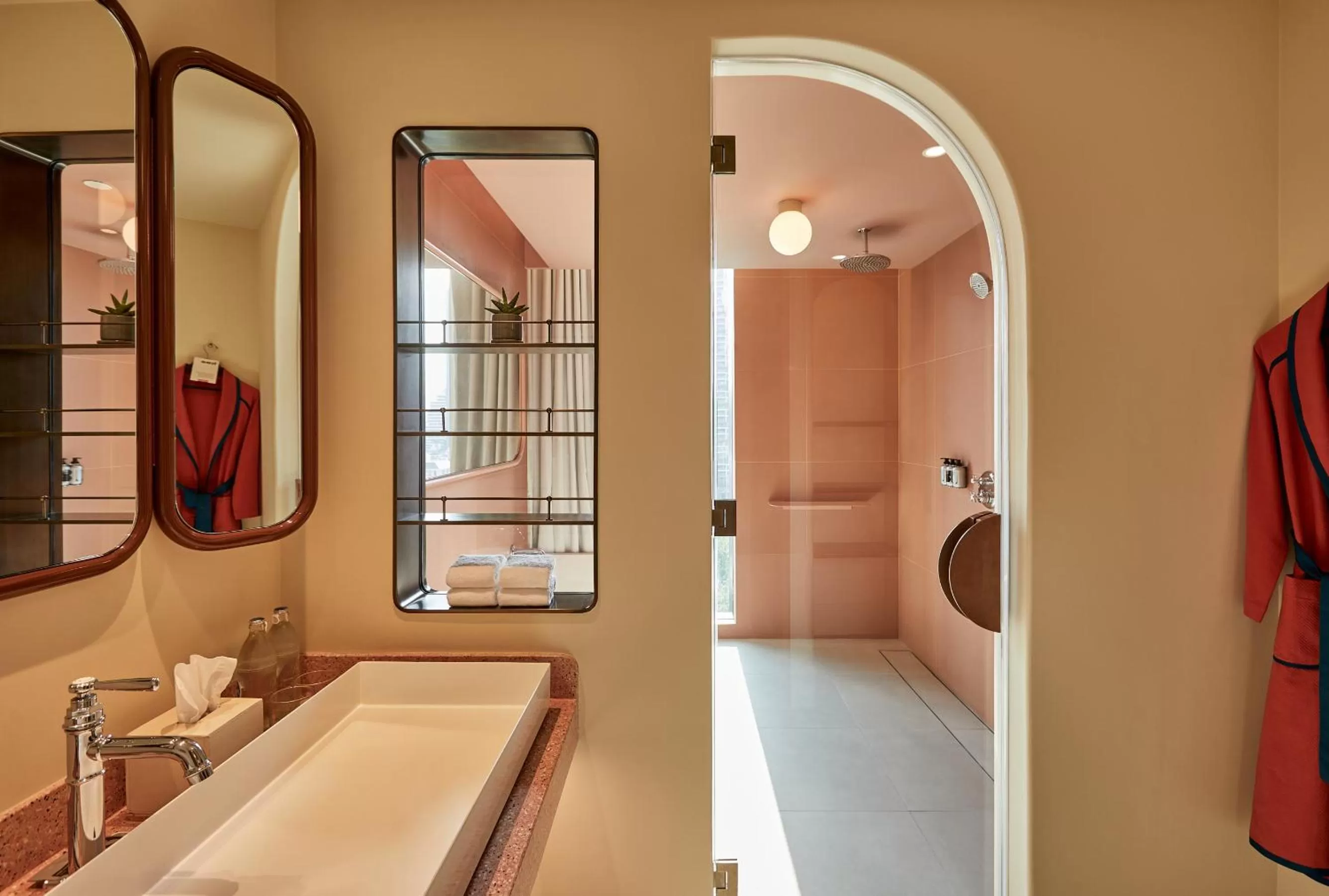 Shower in The Standard, Bangkok Mahanakhon