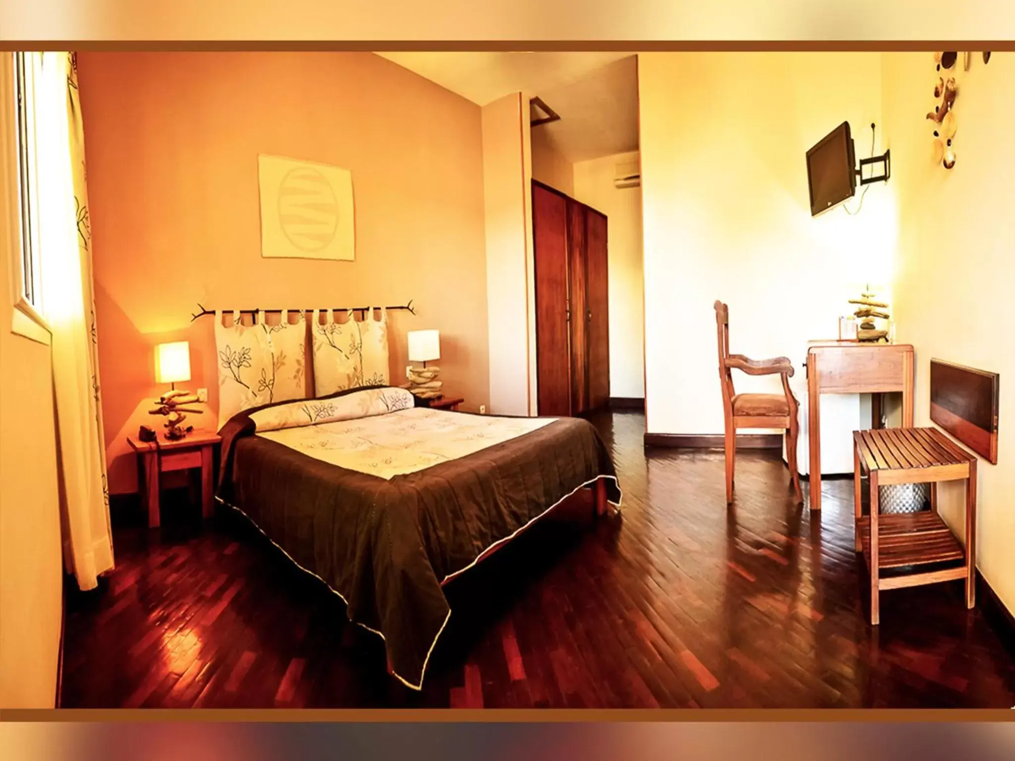 Double Room in Hôtel Restaurant Coco Lodge Majunga Double Room in Hôtel Restaurant Coco Lodge Majunga