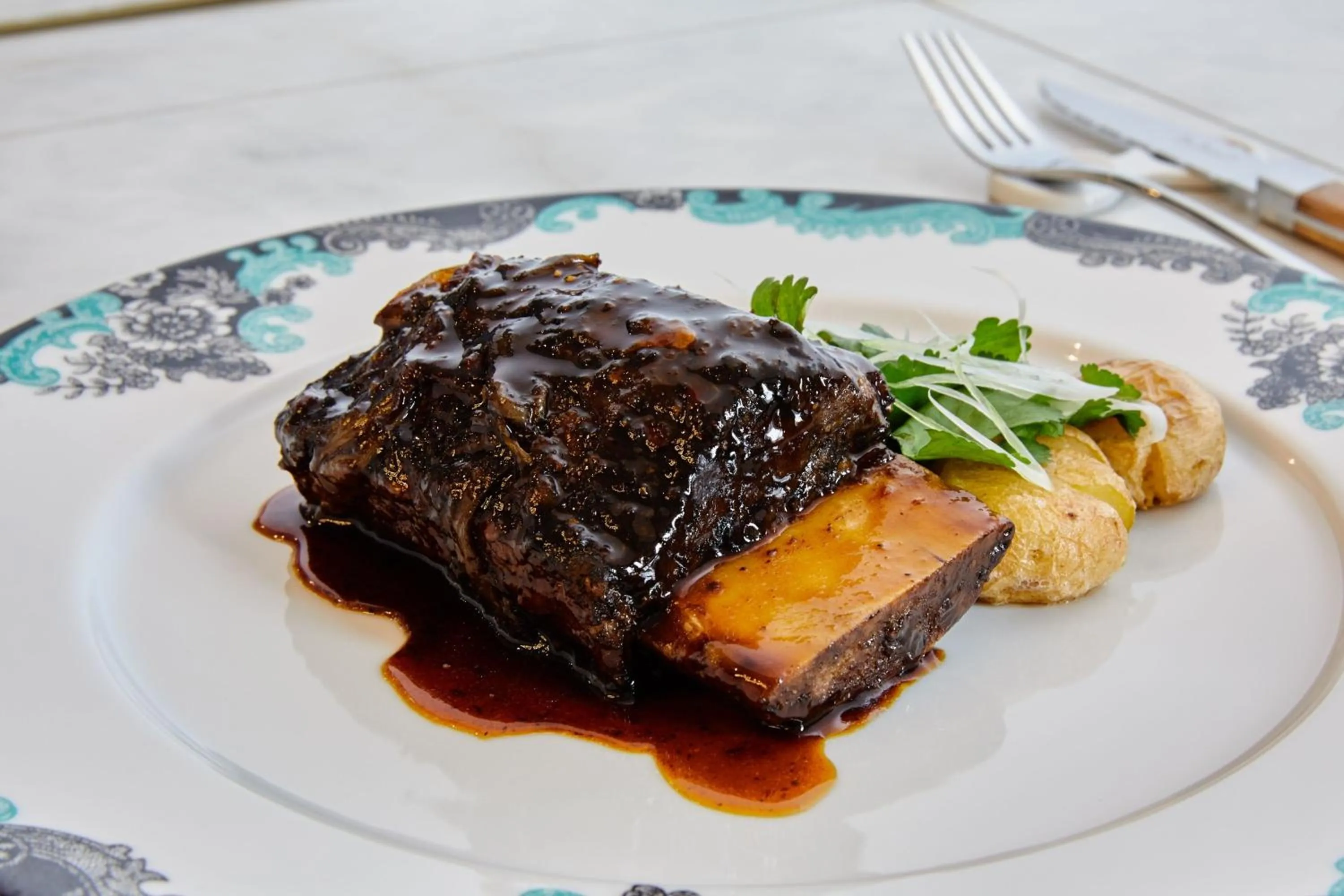 Restaurant/places to eat in JW Marriott Hotel Madrid