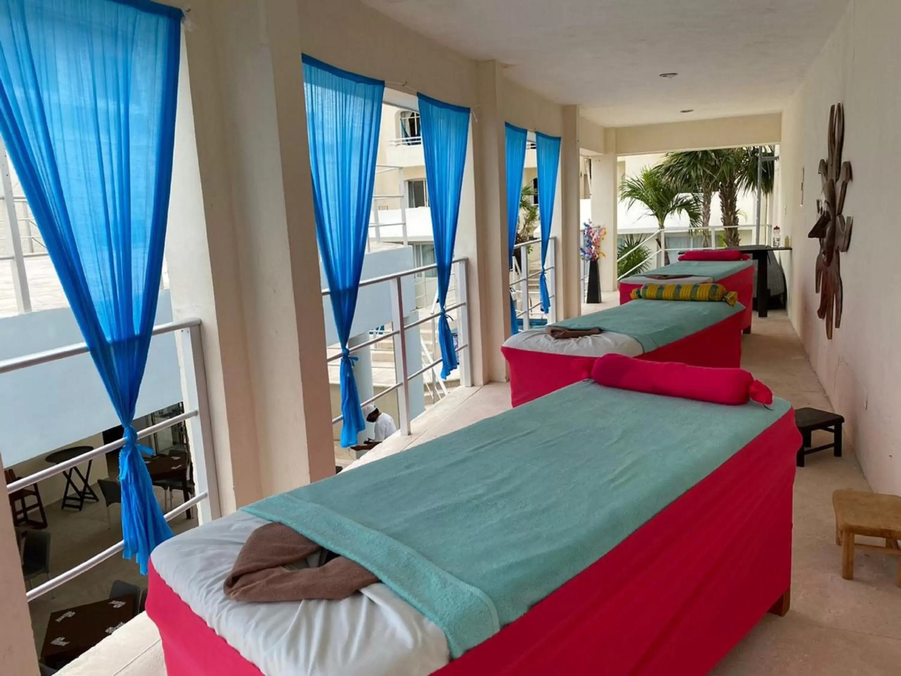 Massage in Playa Maya by MIJ - Beachfront Hotel