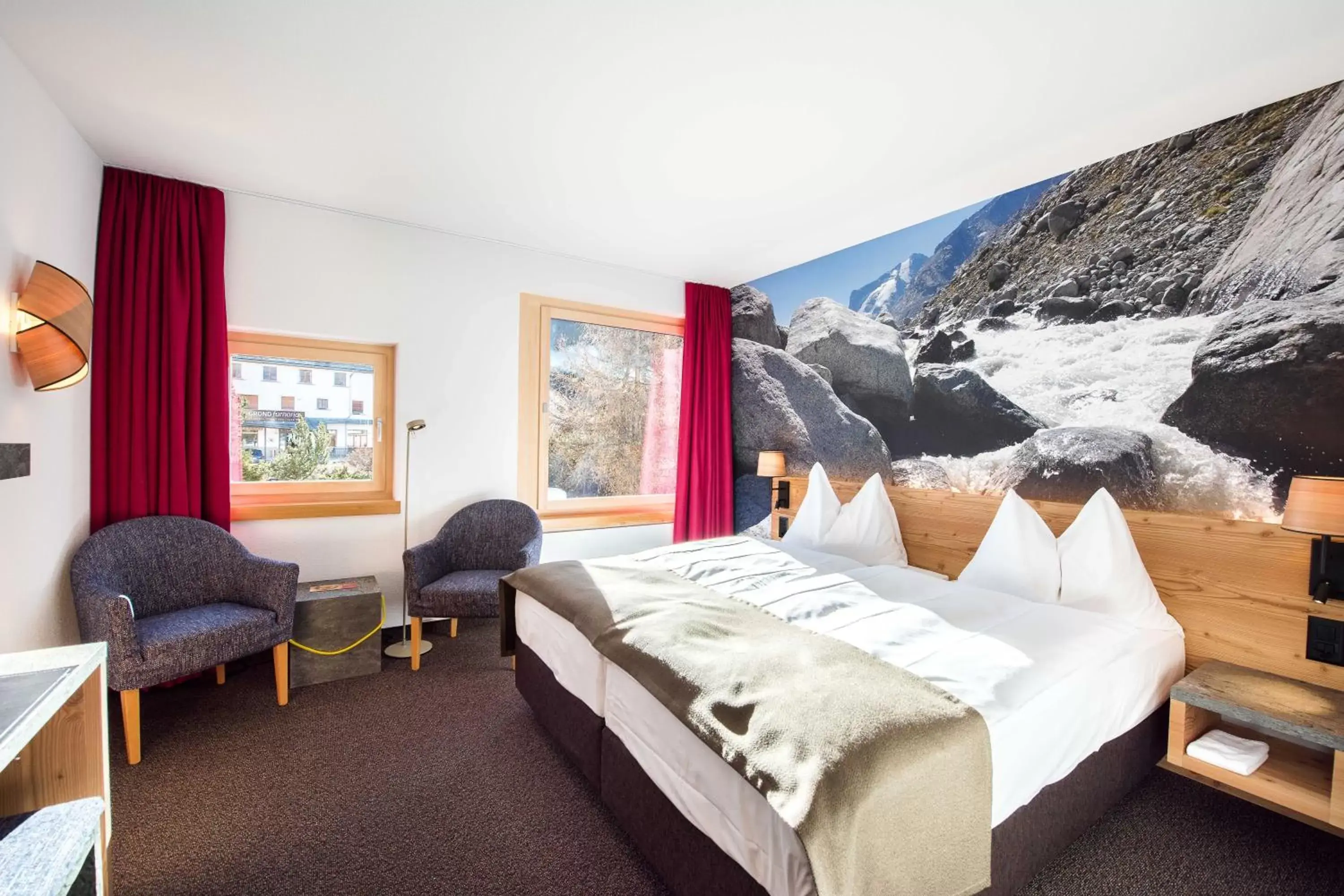 Comfort Double Room in Hotel Garni Chesa Mulin Comfort Double Room in Hotel Garni Chesa Mulin