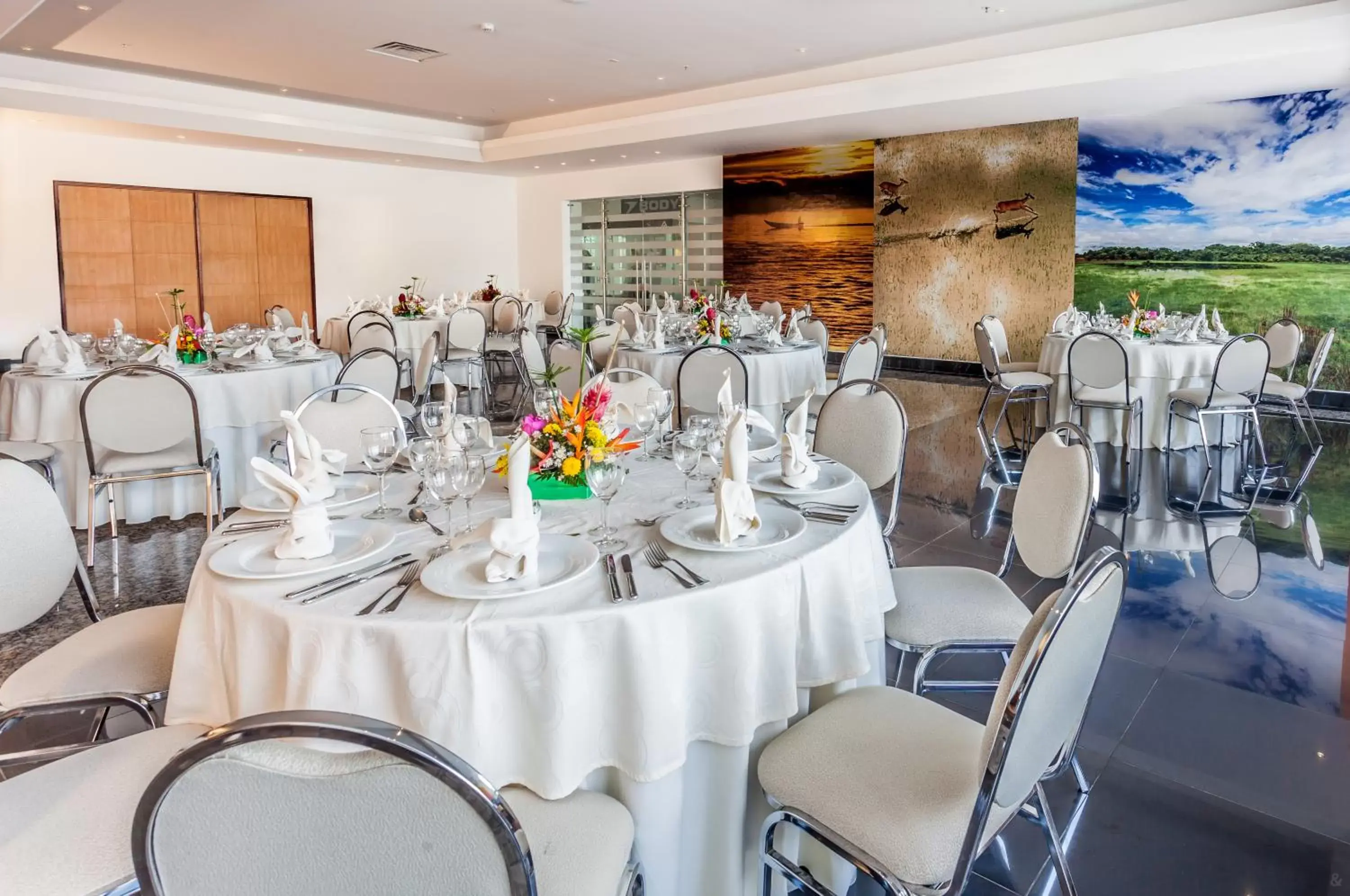 Banquet/Function facilities, Restaurant/Places to Eat in GHL Hotel Grand Villavicencio