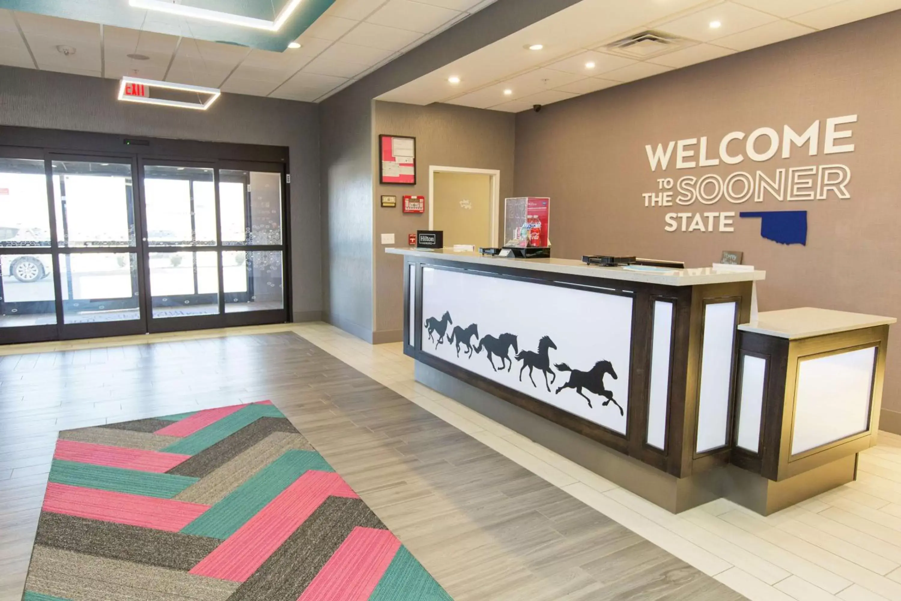 Lobby or reception in Hampton Inn Mustang