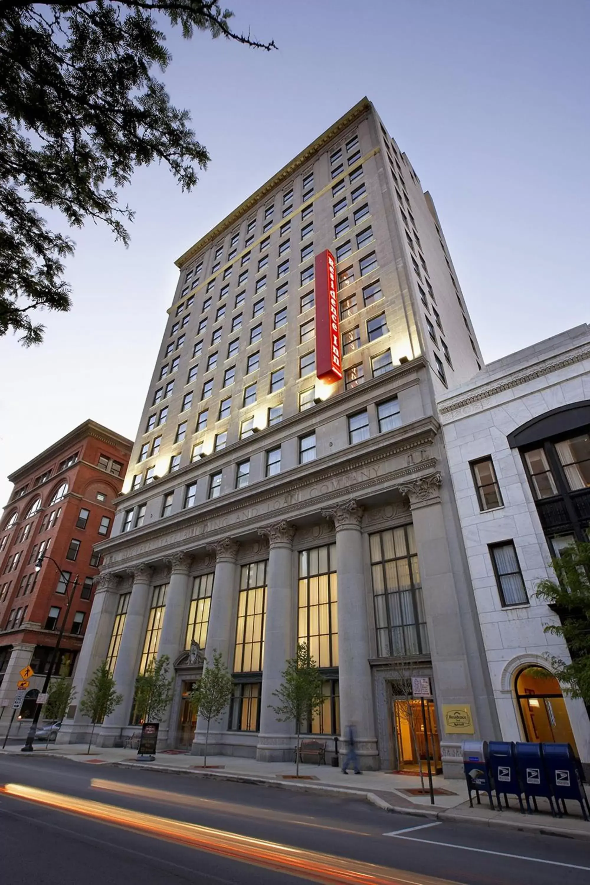 Property Building in Residence Inn Columbus Downtown