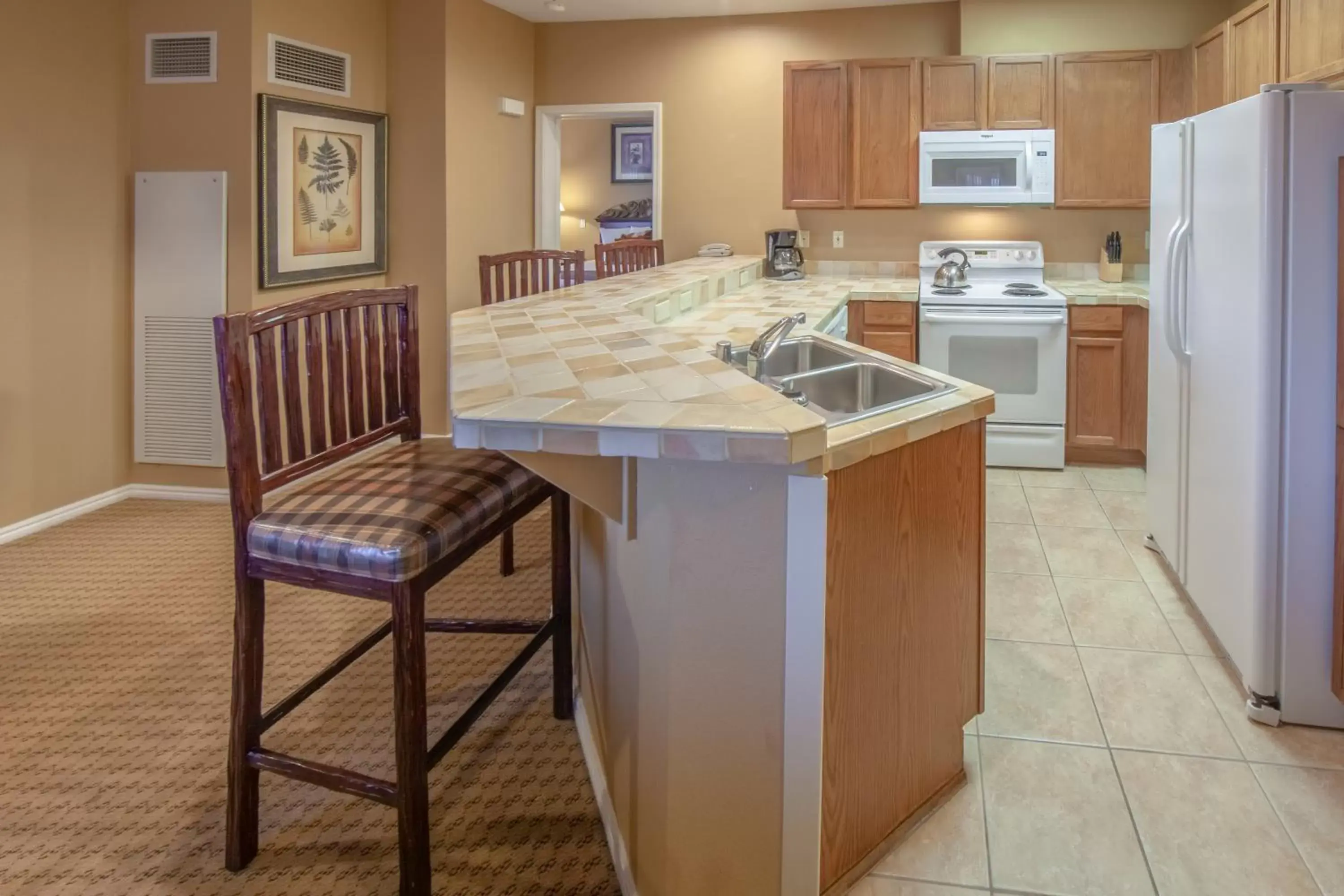 Kitchen or kitchenette, Kitchen/Kitchenette in Holiday Inn Club Vacations - David Walley's Resort, an IHG Hotel