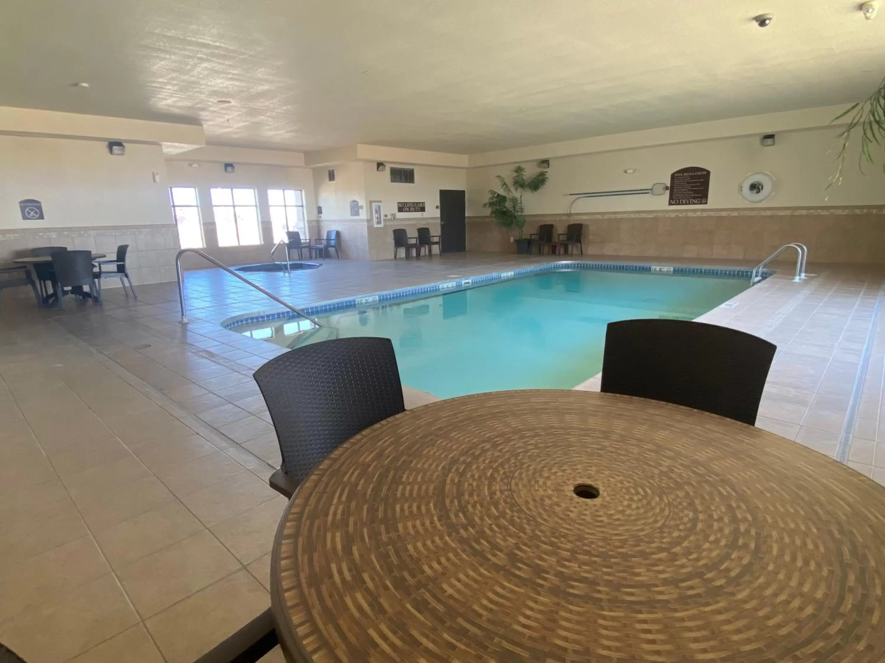 Swimming Pool in Comfort Inn & Suites