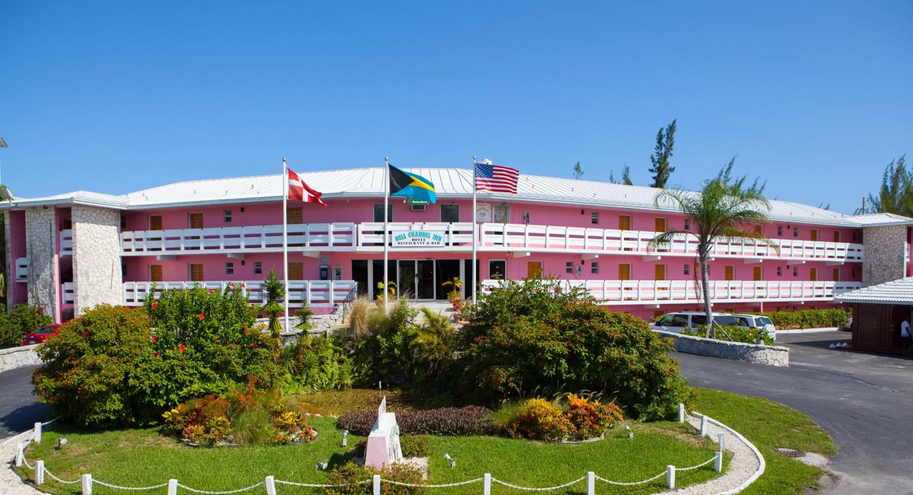 Facade/entrance in Bell Channel Inn Hotel