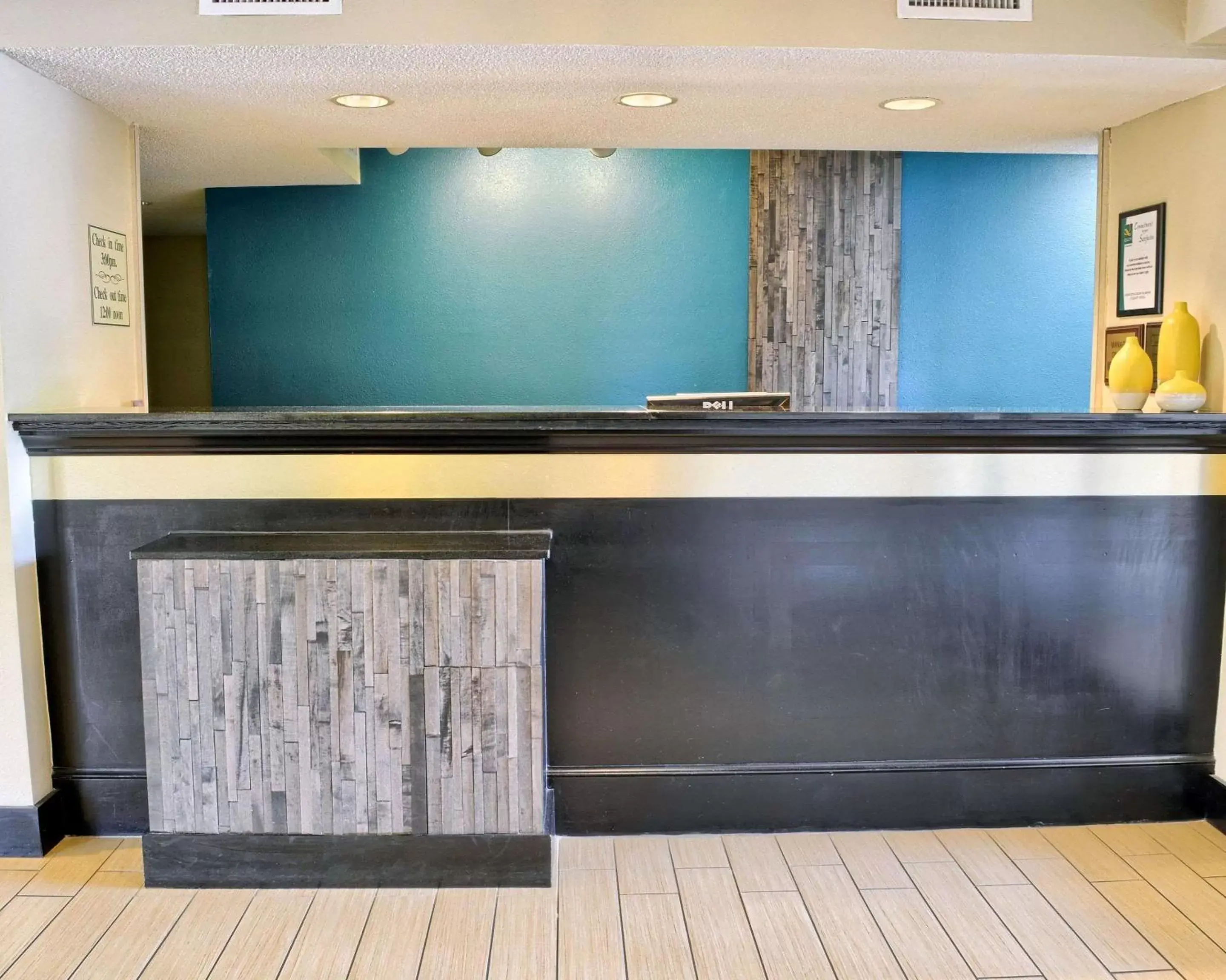 Lobby or reception in Quality Inn Thornburg