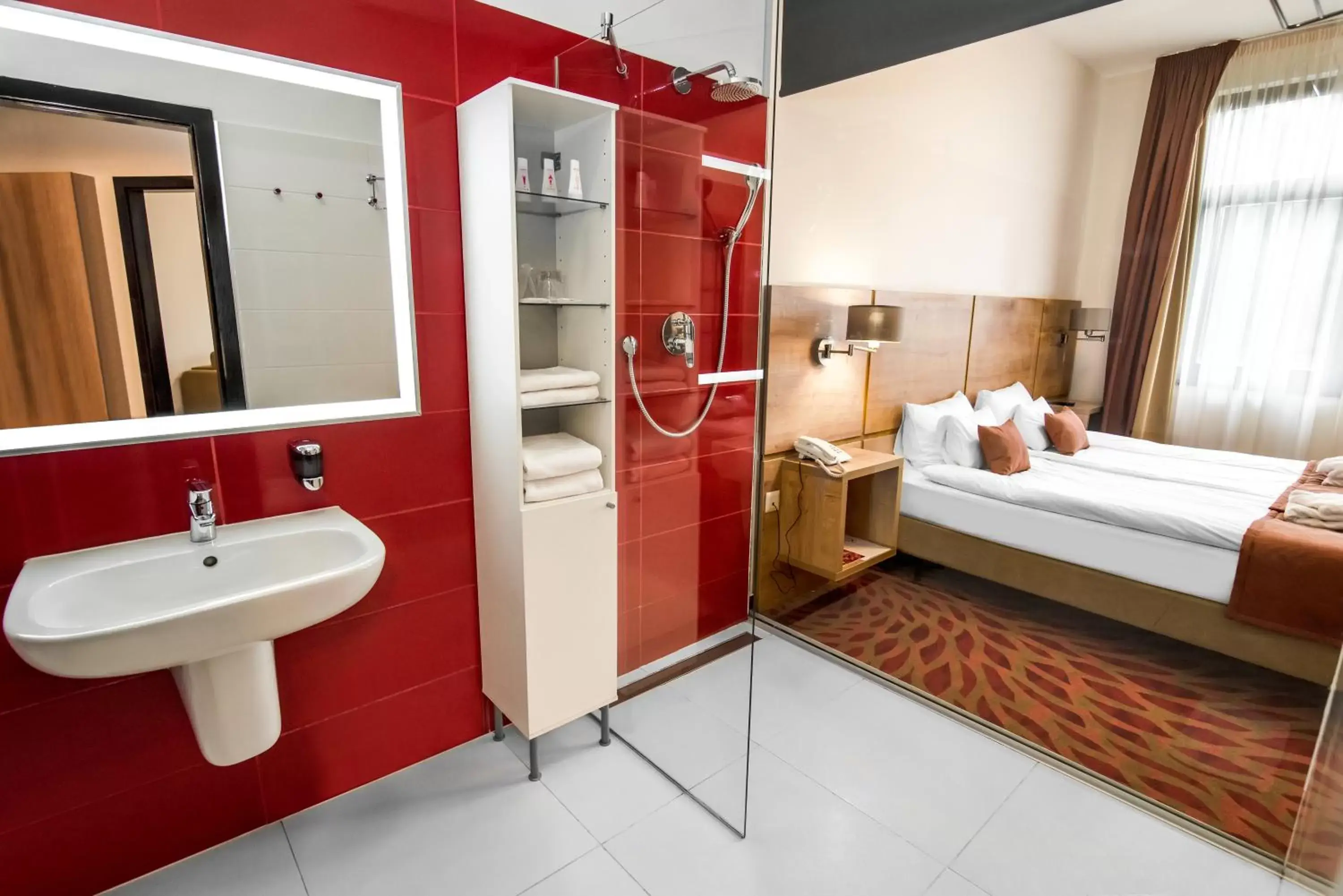 Bed, Bathroom in Rubin Wellness & Conference Hotel