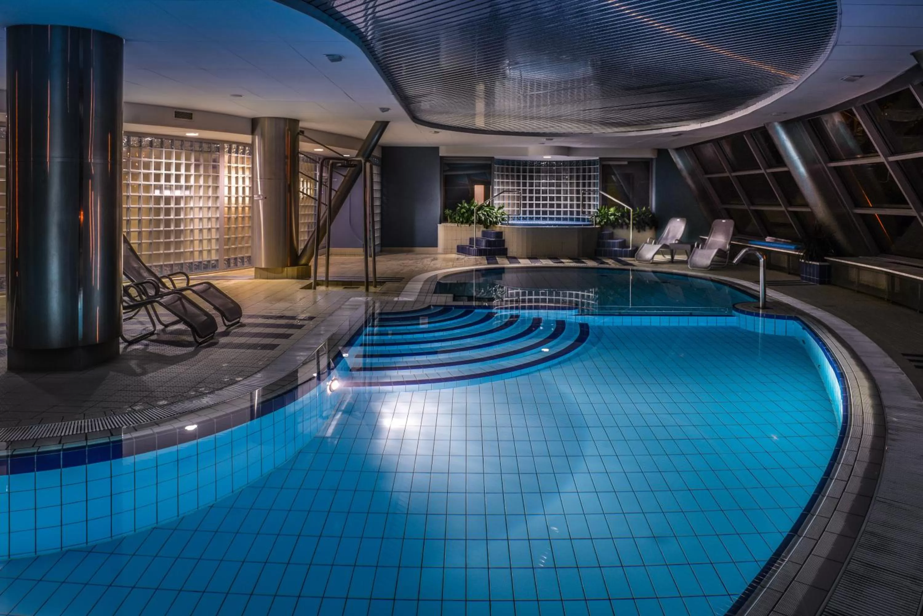 Night in Hotel Belweder