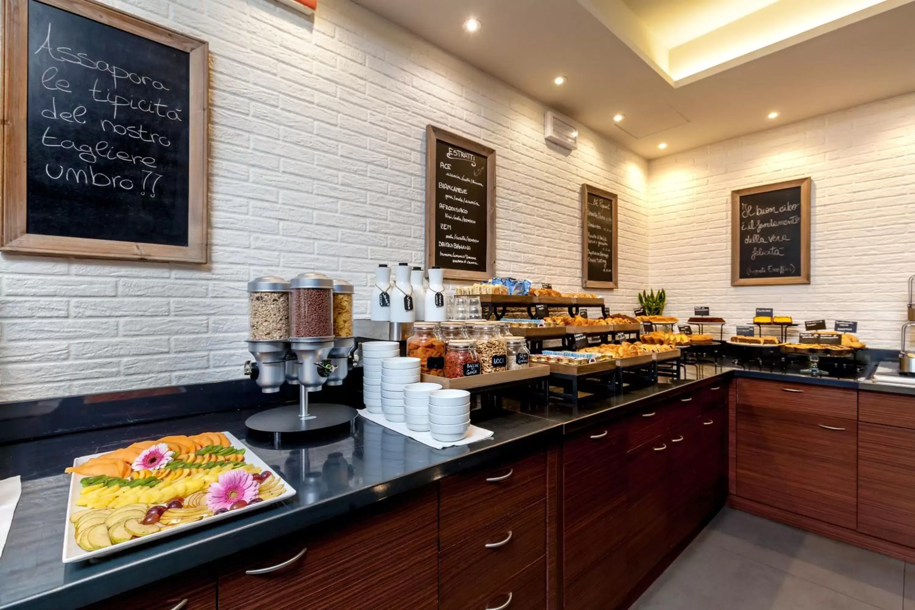 Breakfast, Restaurant/Places to Eat in Hotel La Meridiana