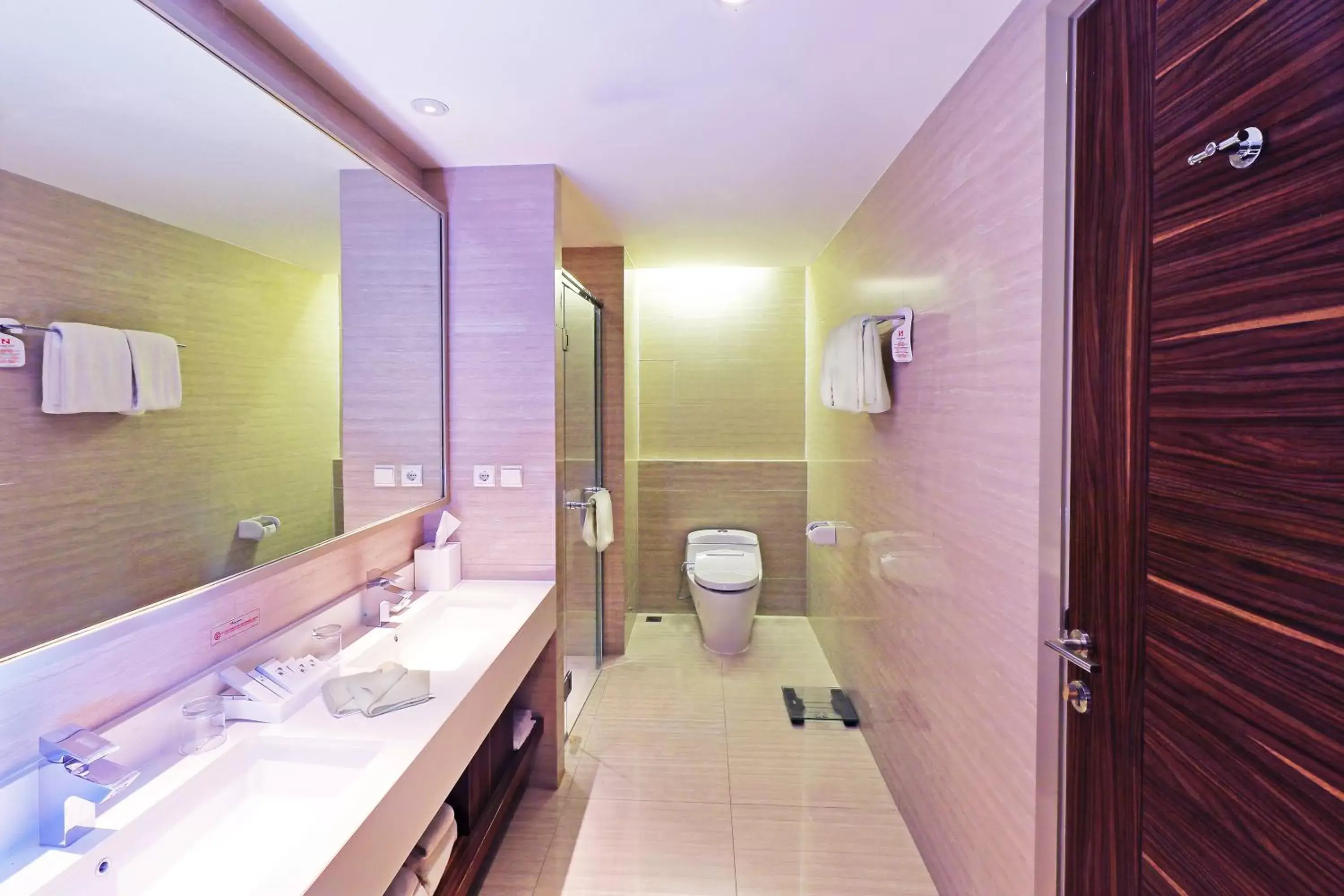 Bathroom in Swiss-Belhotel Cirebon