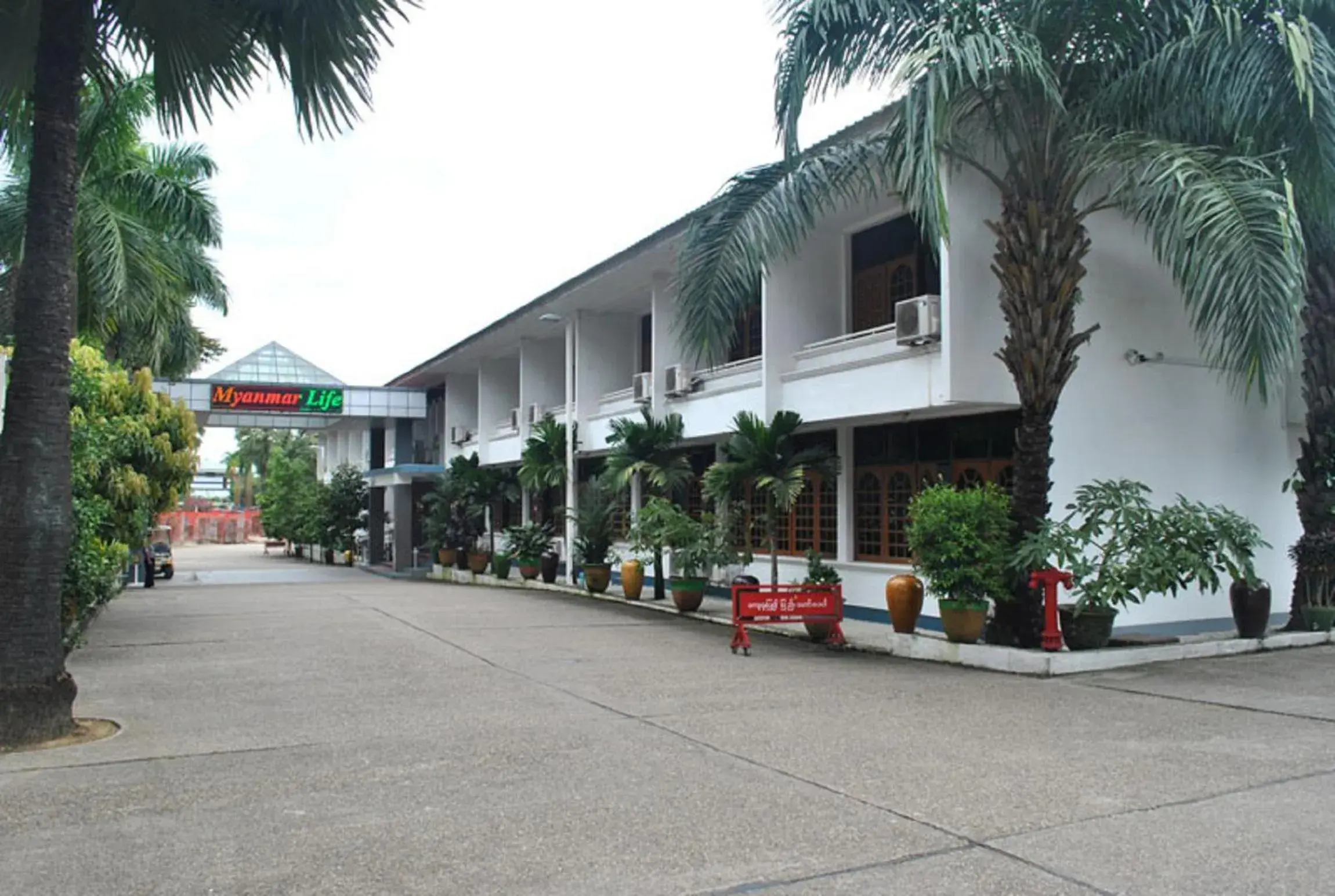 Property building, Facade/Entrance in Myanmar Life Hotel