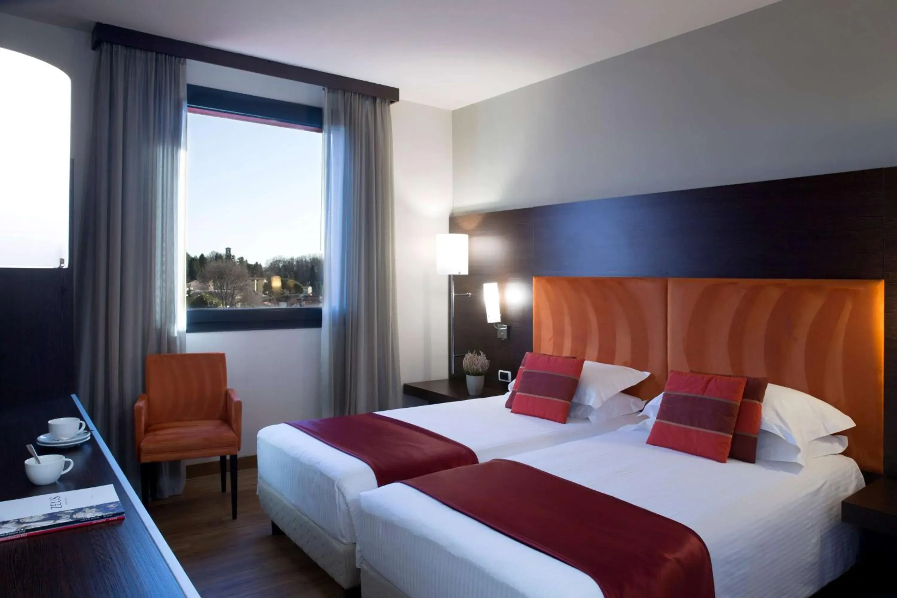 Photo of the whole room, Bed in Dolce by Wyndham Milan Malpensa